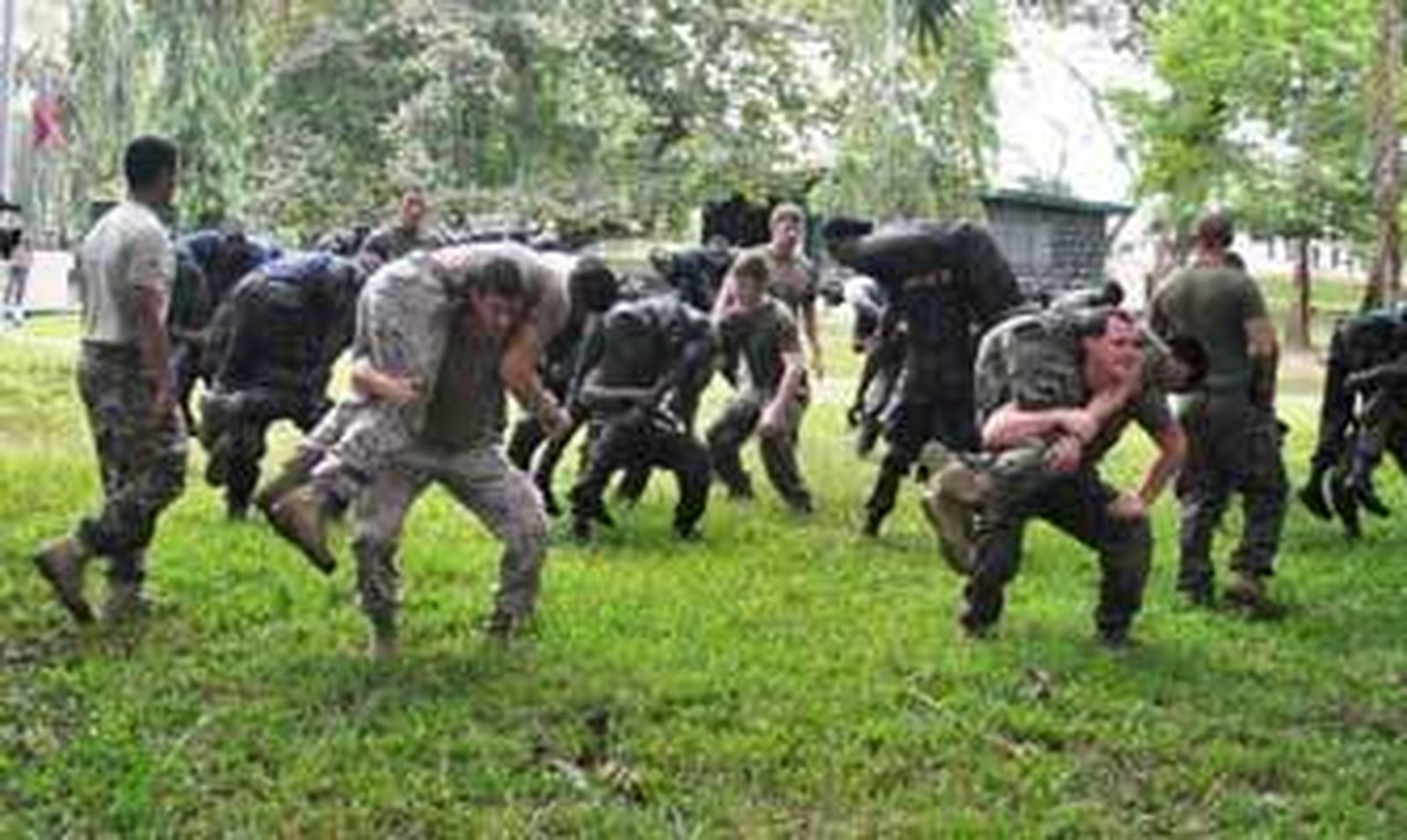 Un momento del adiestramiento físico militar en Ghana. /Armada