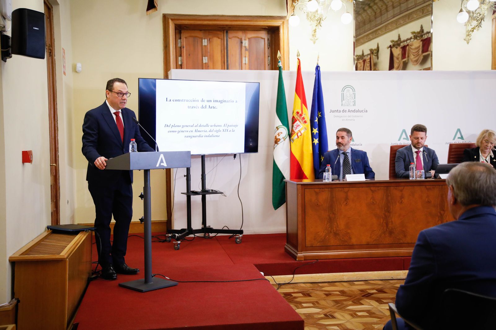 Juan Manuel Martín Robles ingresa como académico de Historia de Andalucía y te lo contamos en imágenes