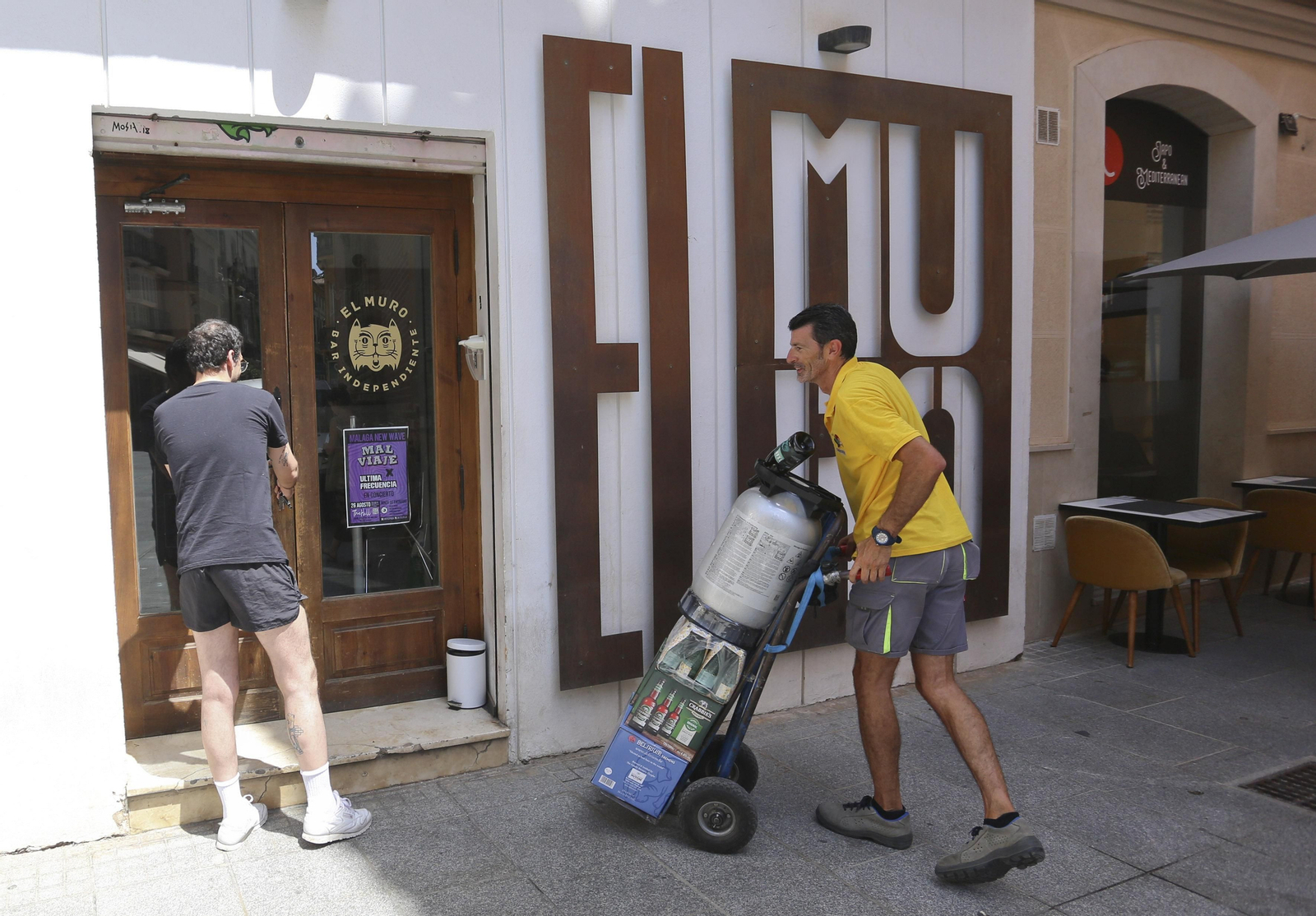 Así avanza el montaje de la Feria de Málaga a poco más de una semana de su inicio (fotos)