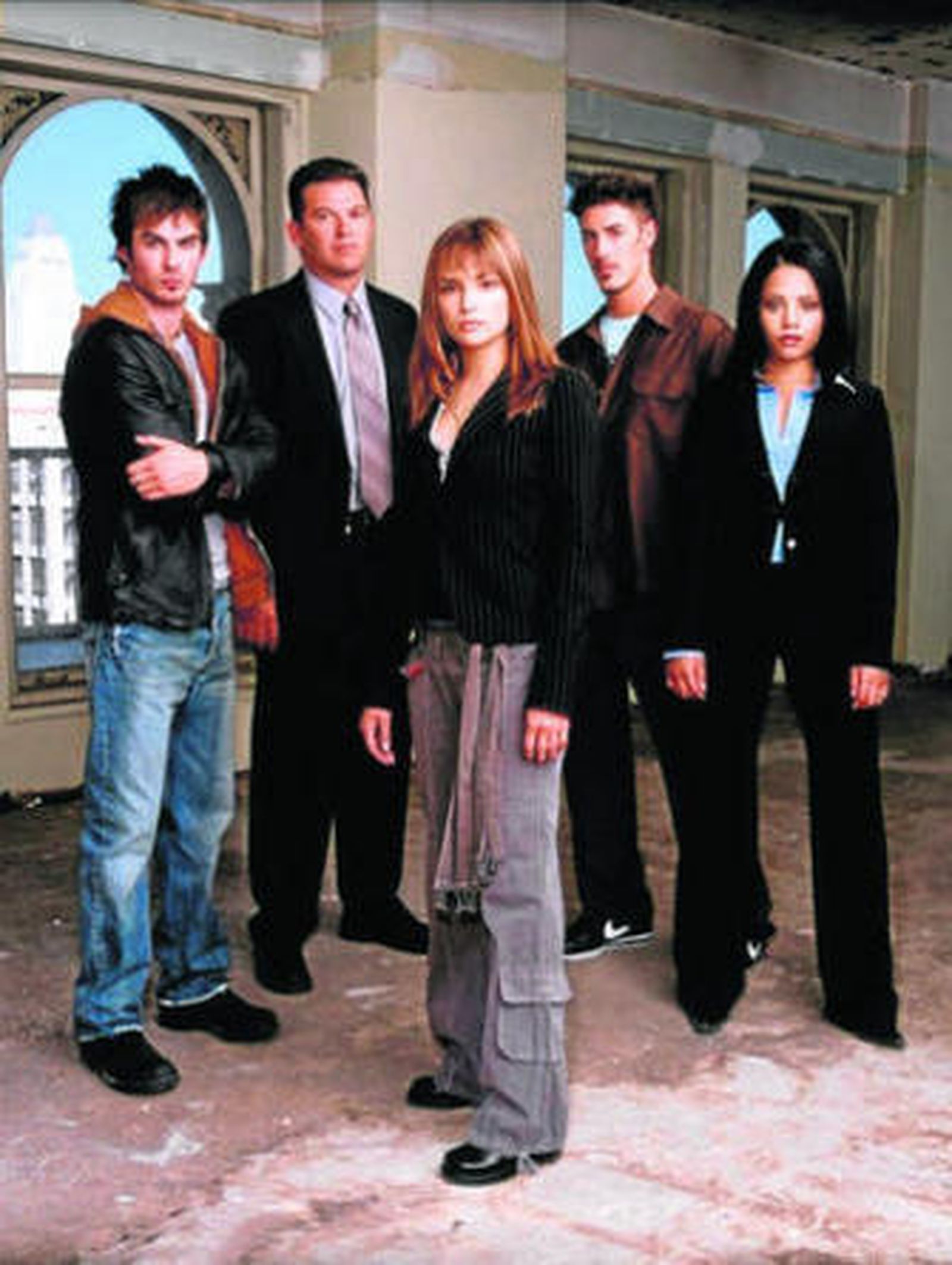 Actores en una imagen promocional de 'Fearless'.