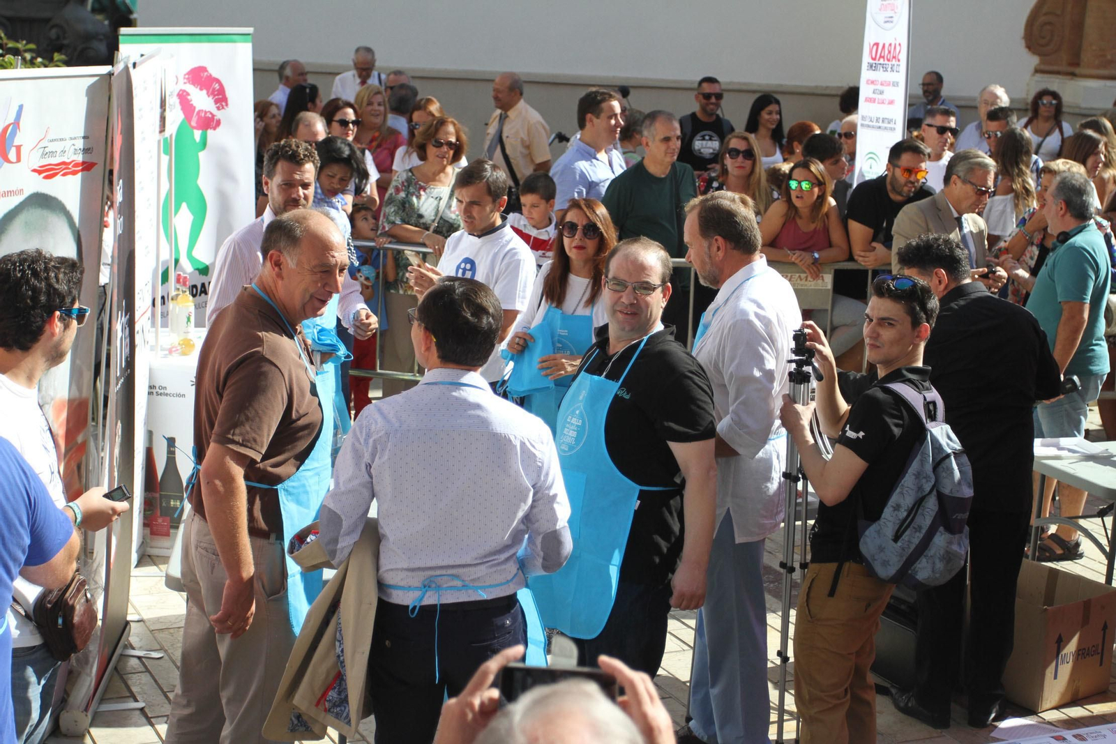 Record Guinnes del bocadillo de jamón mas grande del mundo, en Huelva