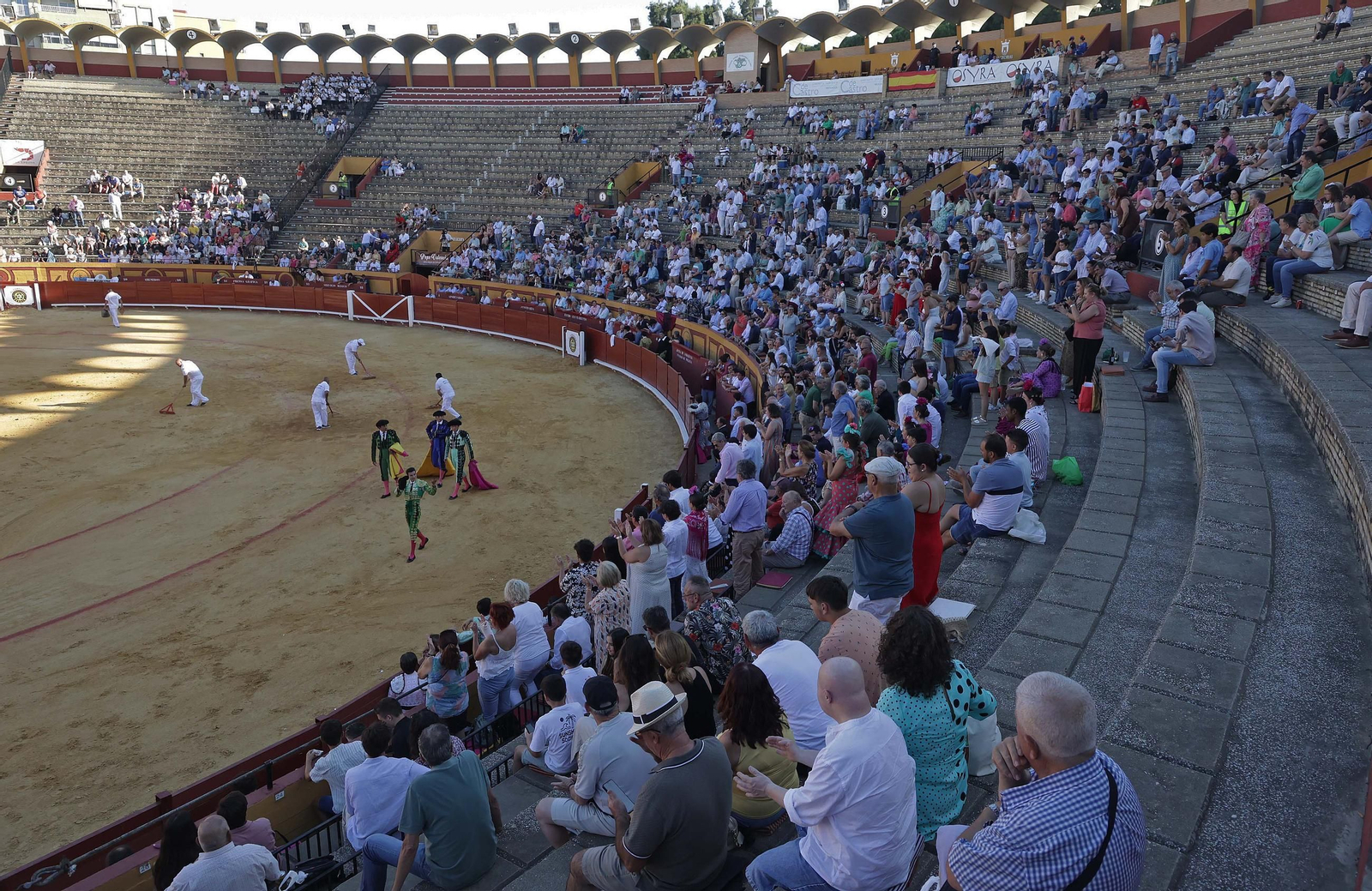 Fotos de la novillada sin picadores del miércoles de la Feria Real de Algeciras 2025