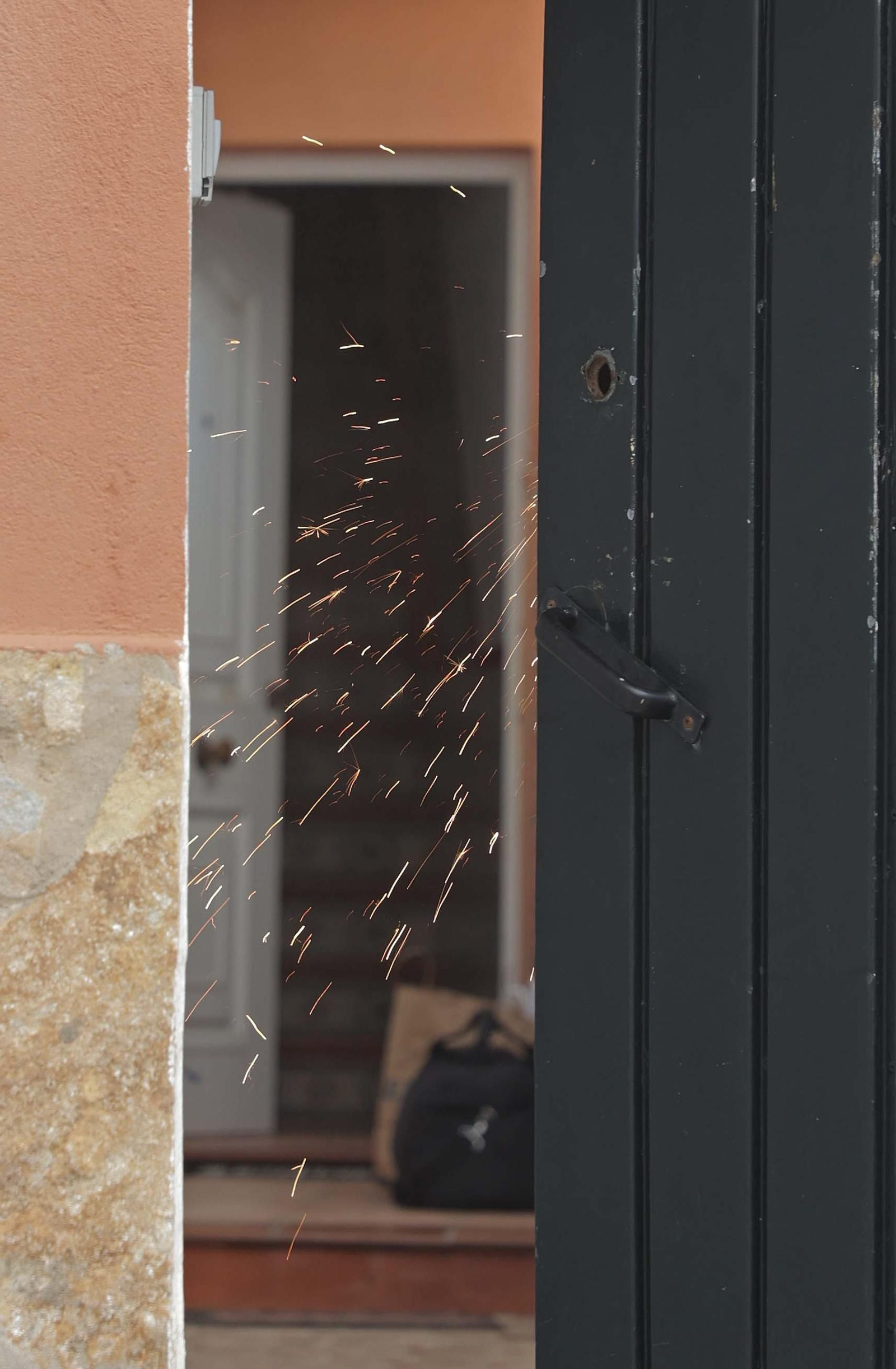 Fotos del desahucio ejecutado en la barriada de El Rinconcillo en Algeciras