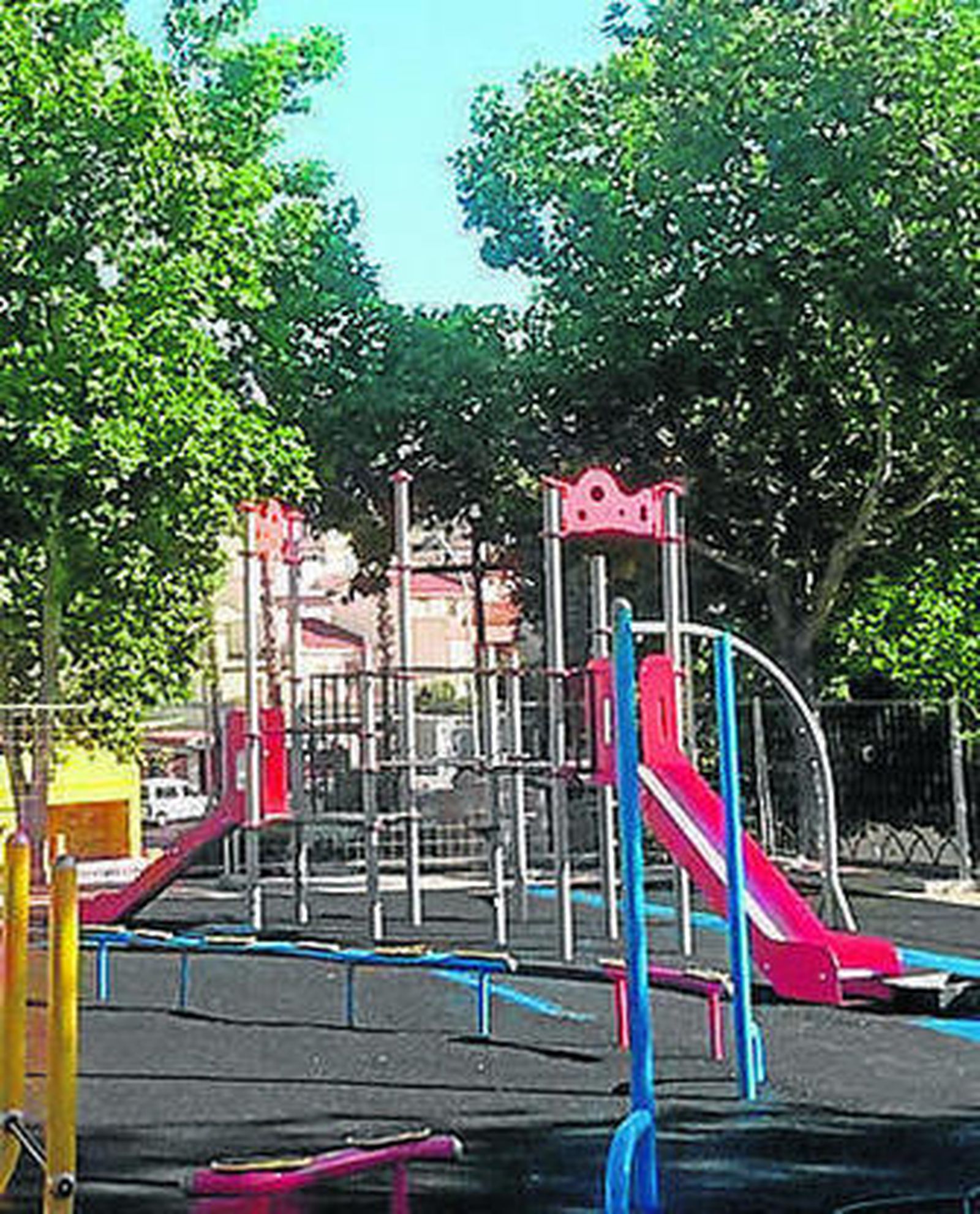 Nuevo parque infantil.
