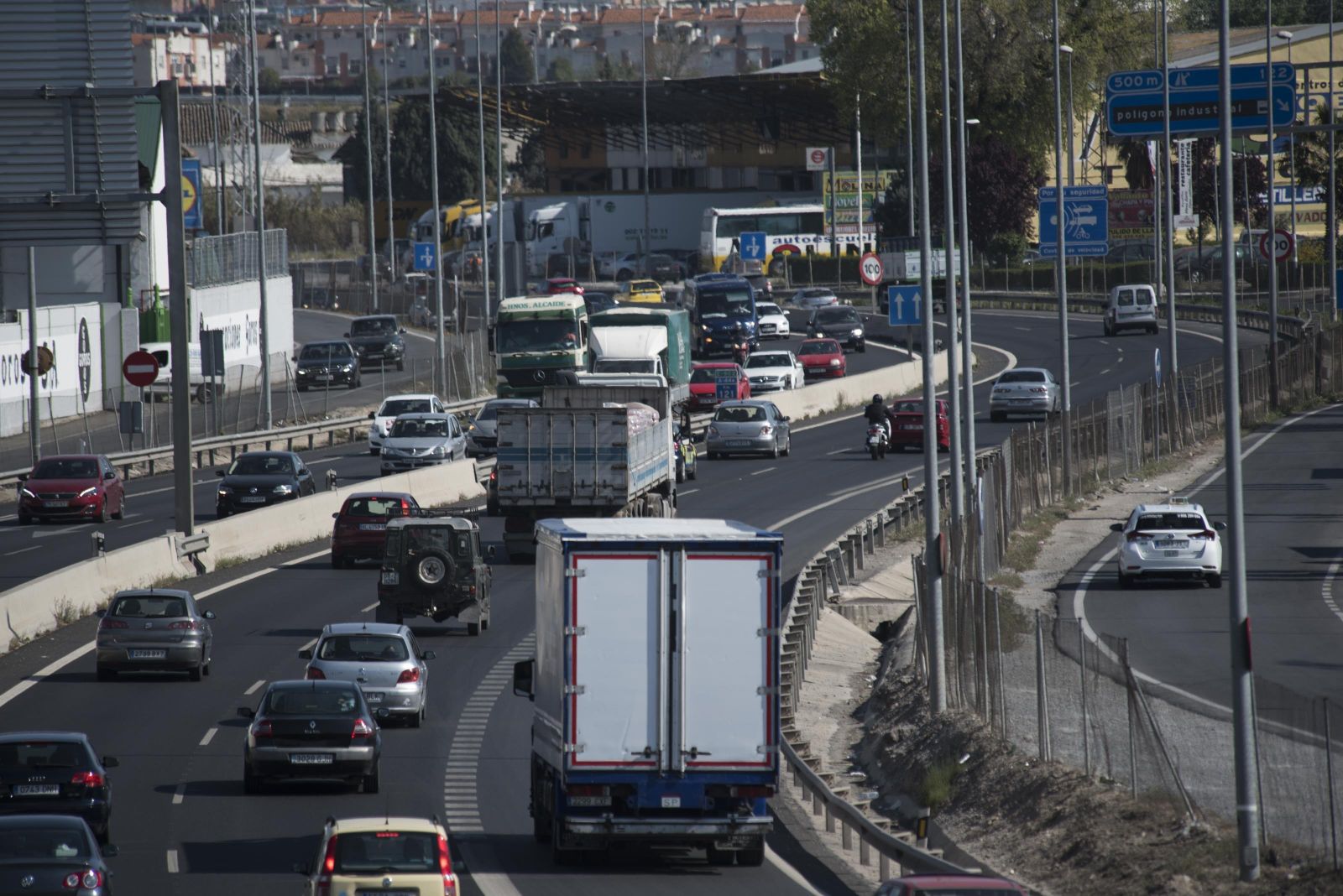 El exceso de velocidad deja en un año más de 2 millones en multas