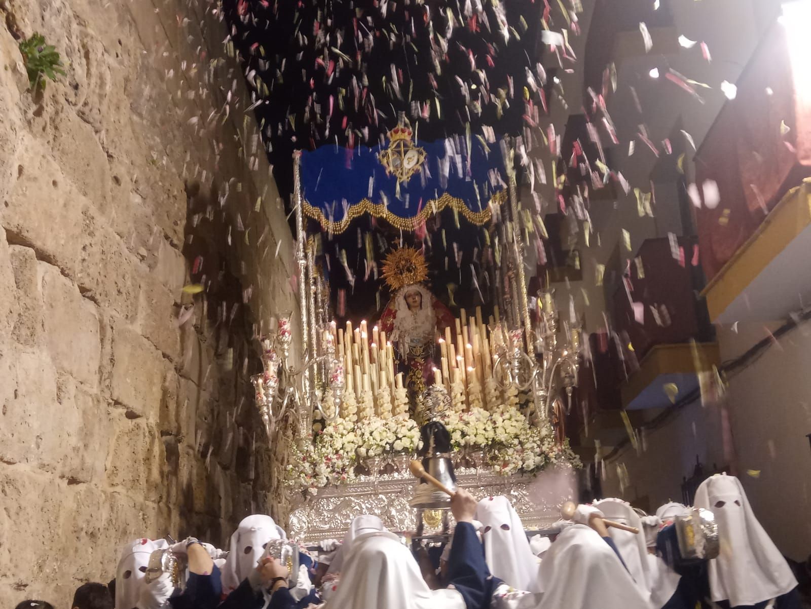 La patrona de la hostelería, Santa Marta, el Martes Santo en Marbella, en imágenes