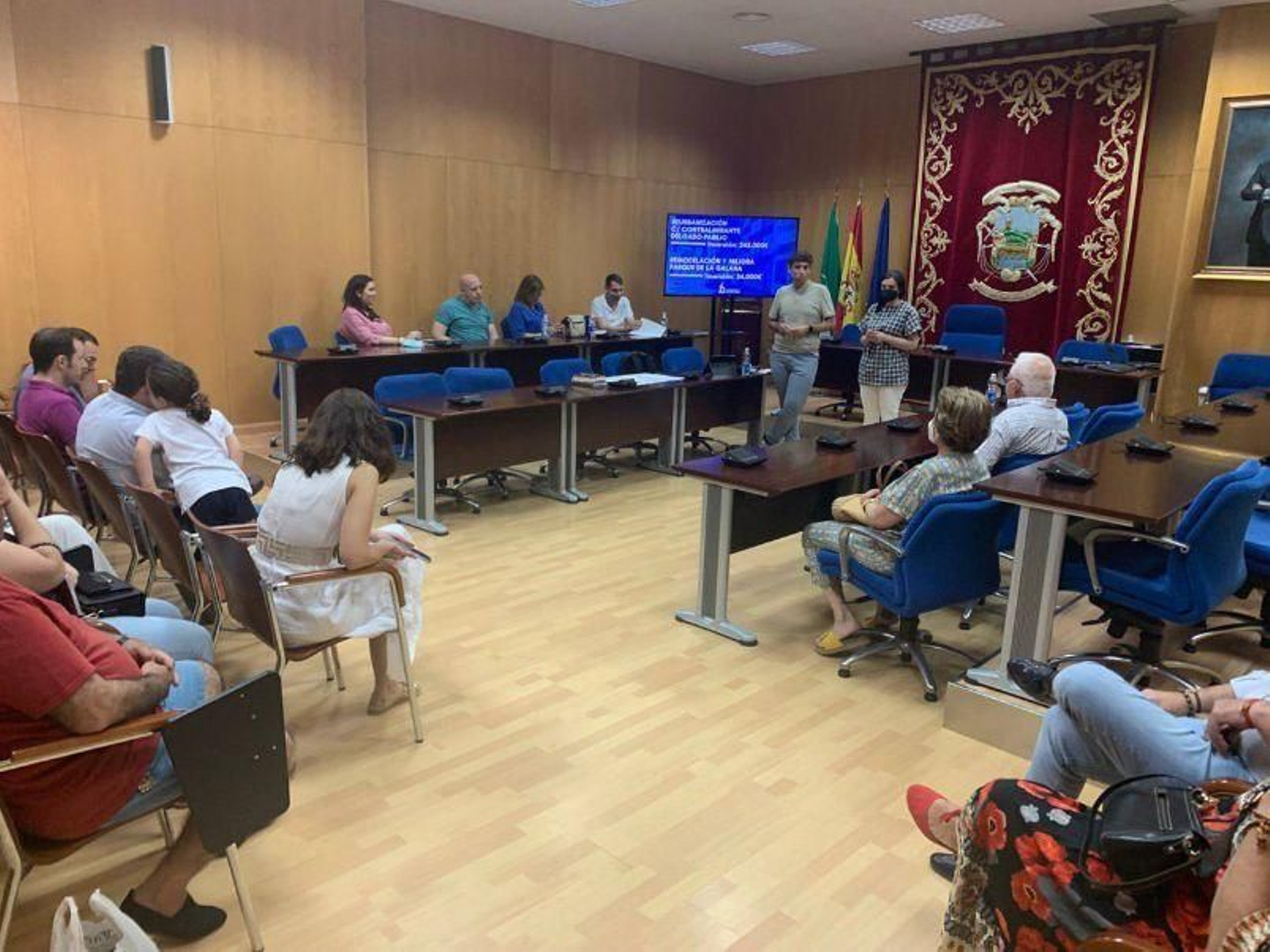 Presentación de las obras a los vecinos.