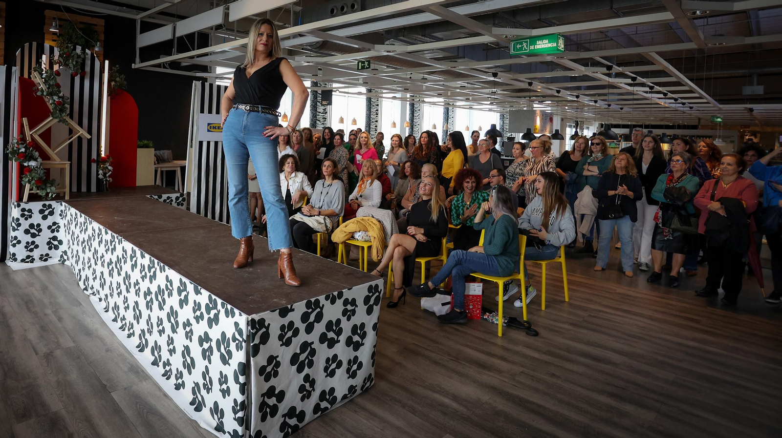 Casting de Mujeres con Solera para la Pasarela Flamenca