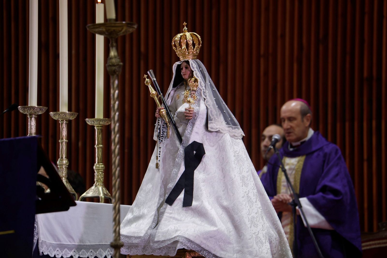 Las imágenes de la misa funeral en Adamuz por las víctimas del accidente de tren