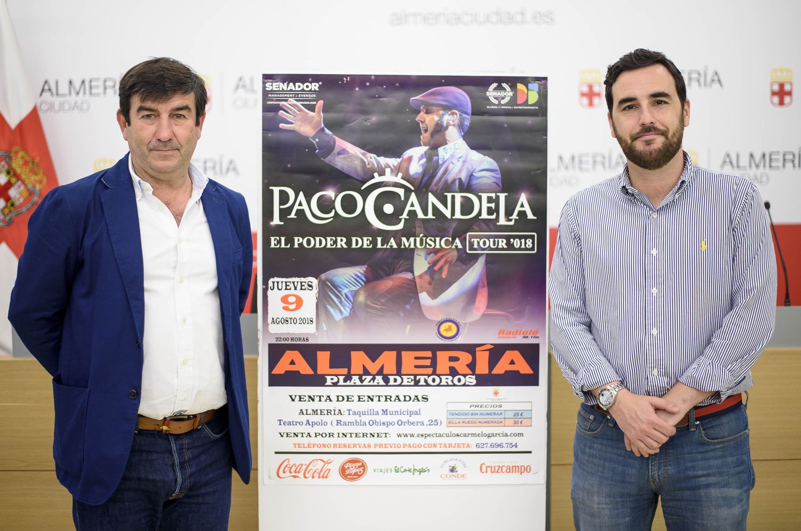 Carmelo García junto a Carlos Sánchez, concejal de Cultura.