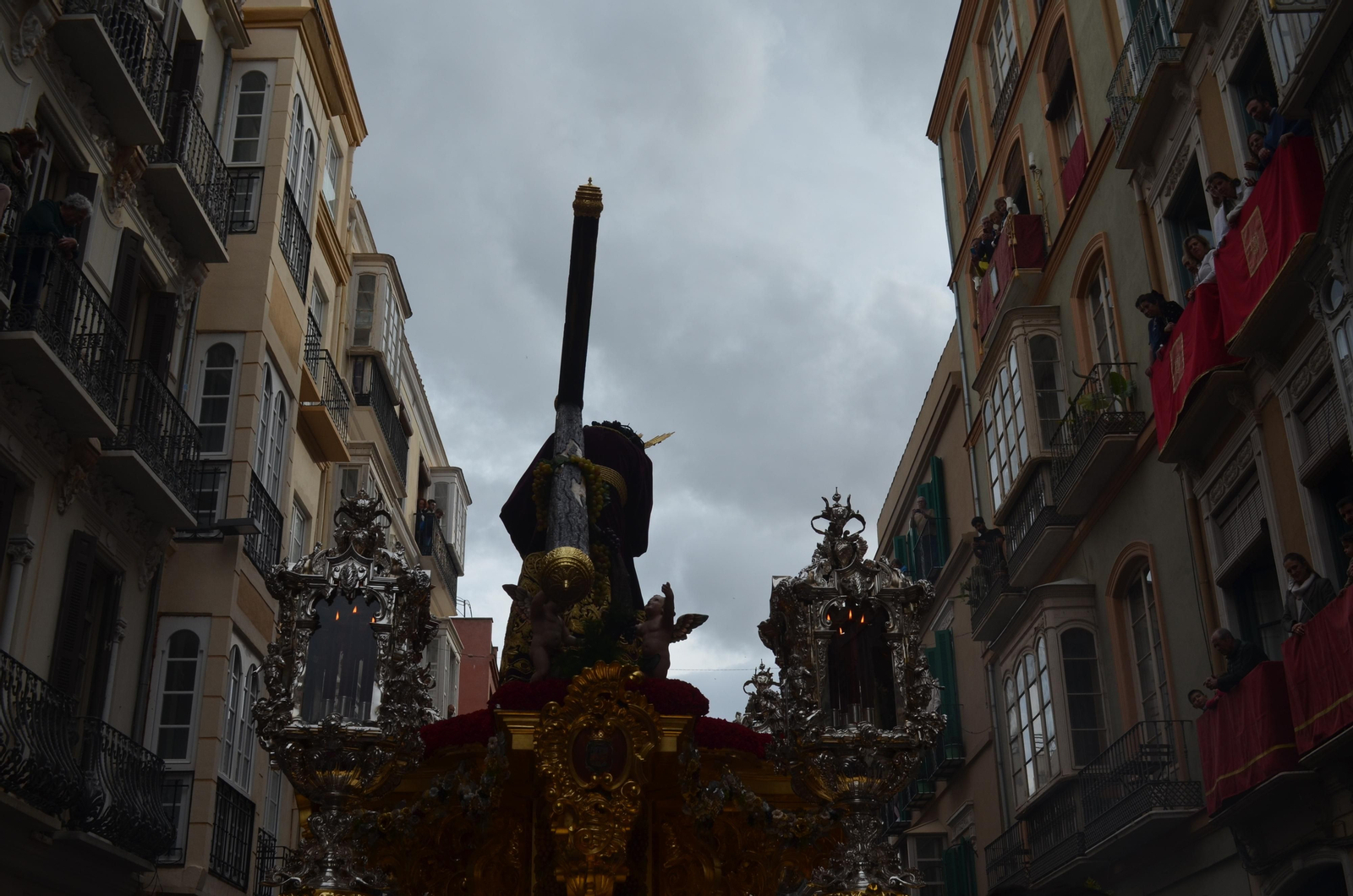 Viñeros en su procesión del Jueves Santo de Málaga, en fotos