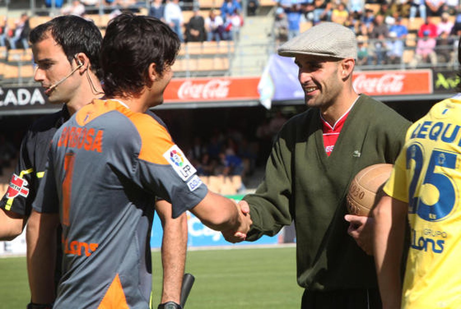 Chema se vistió como los porteros de antaño. 

Foto: Vanesa Lobo