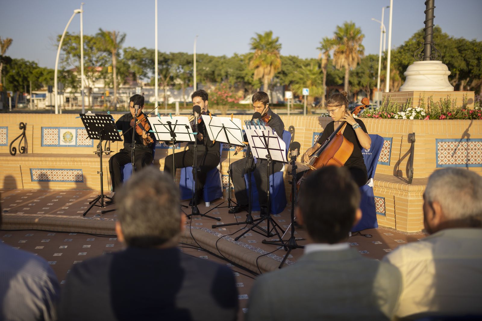 Imágenes de la inauguración De la Fuente de las Naciones en el Paseo de la Ría