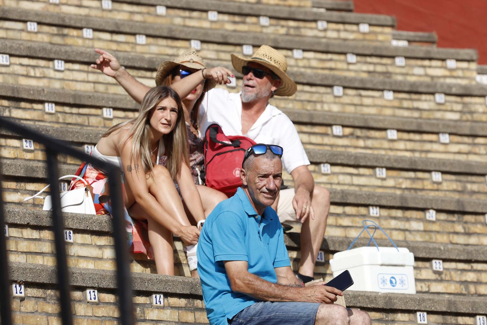 Búscate en las fotos de la corrida de Miura de la Feria Real de Algeciras