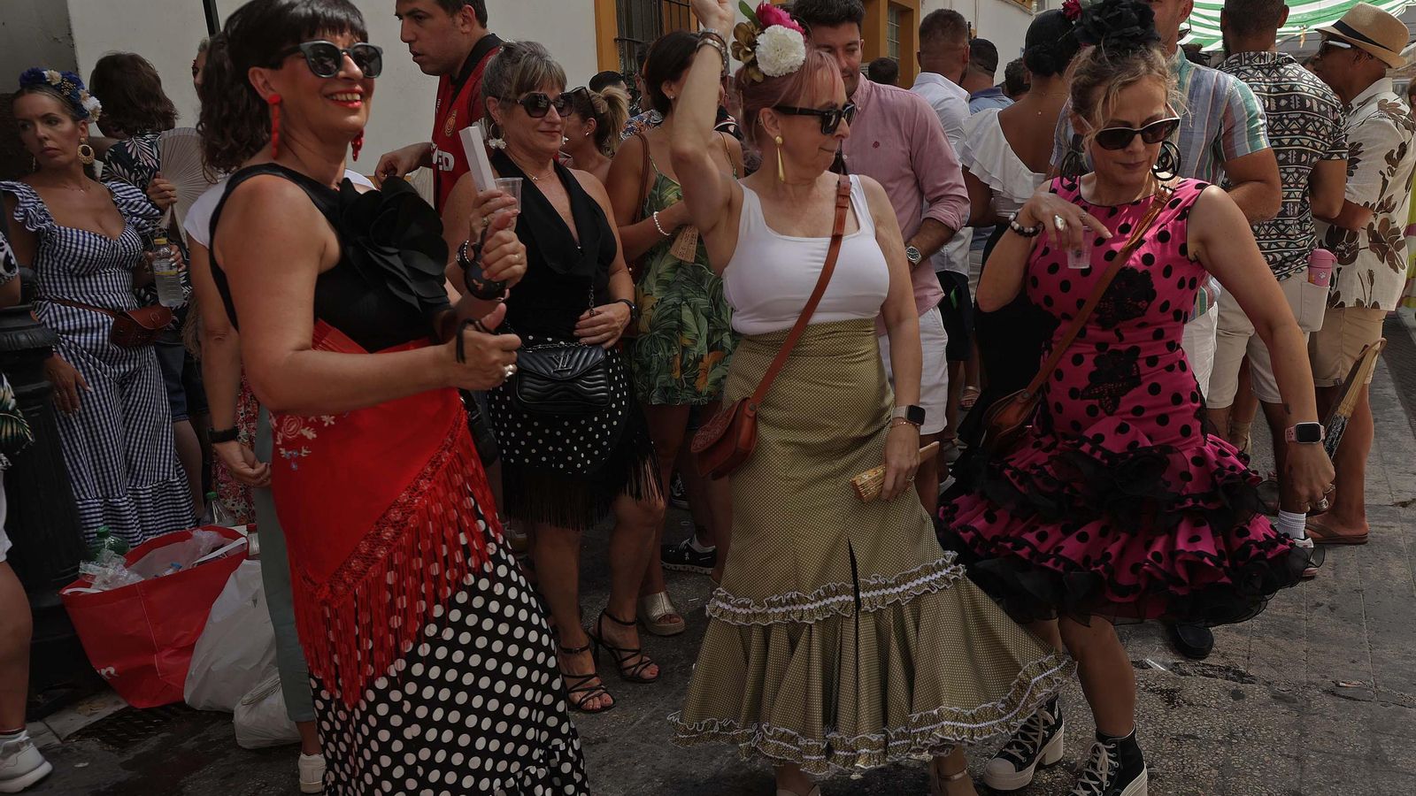 Búscate en las fotos del Domingo Rociero de la Feria de La Línea 2025 Búscate en las fotos del Domingo Rociero de la Feria de La Línea 2025