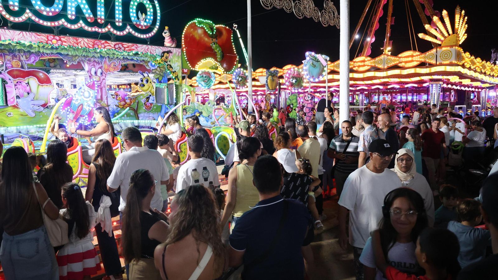 Atracciones llenas en el Día del Niño.