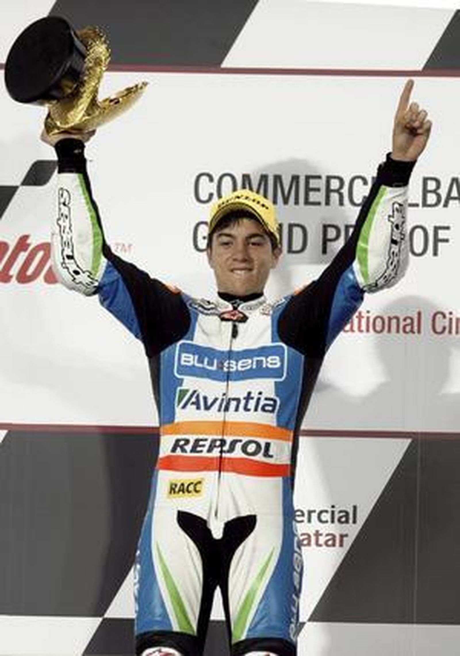 Maverick Viñales, campeón de Moto3 en Qatar.  Foto: EFE