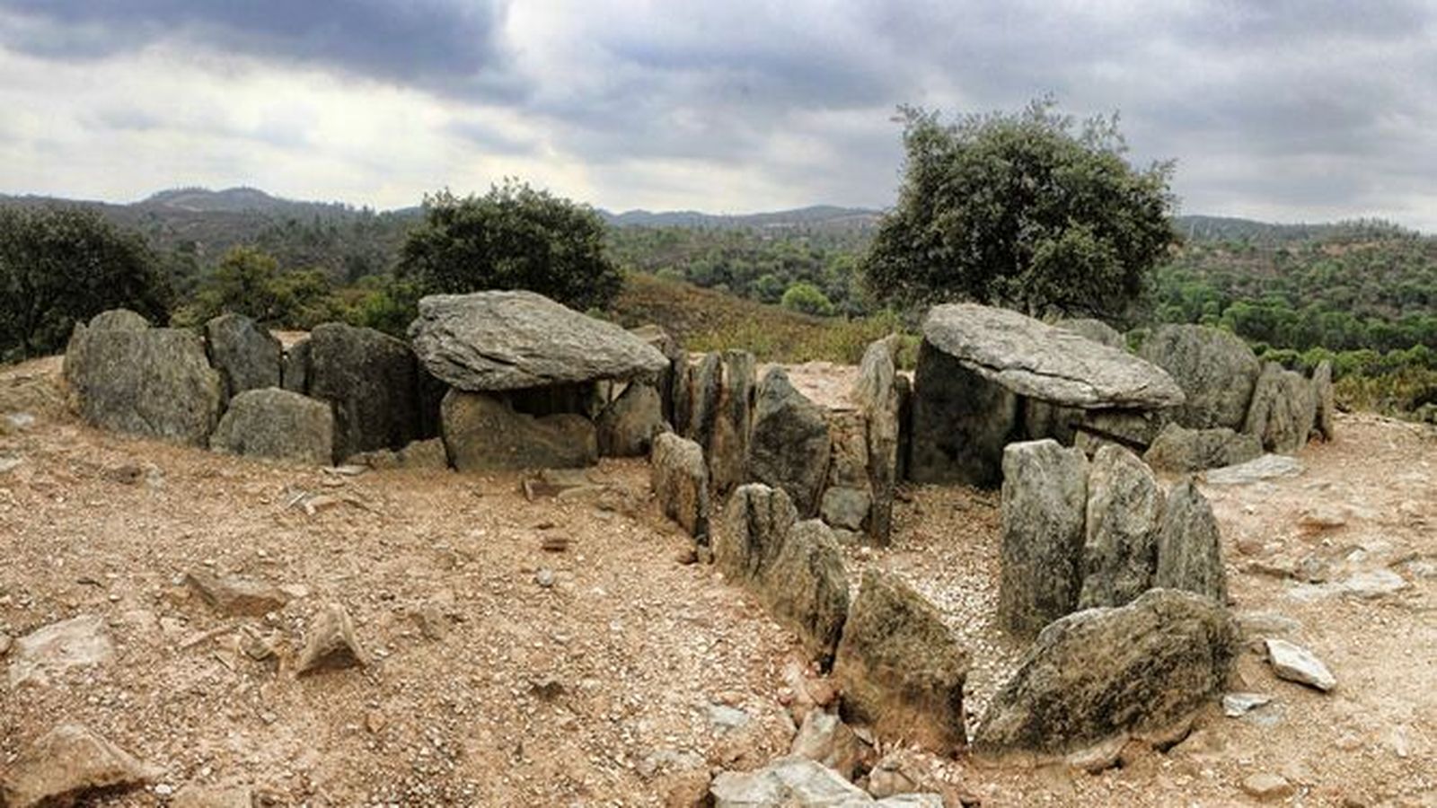 Los dólmenes de El Pozuelo, tesoros del megalítico en Zalamea