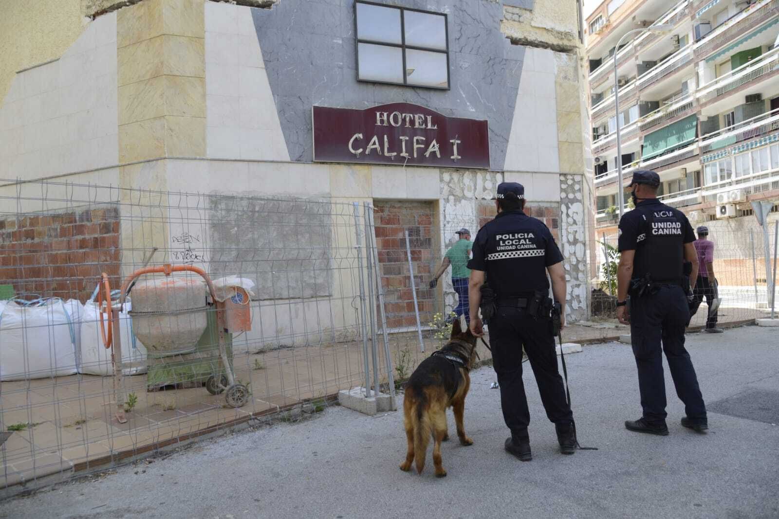 Desalojo y tapiado del hotel Califa I y II de Torremolinos.