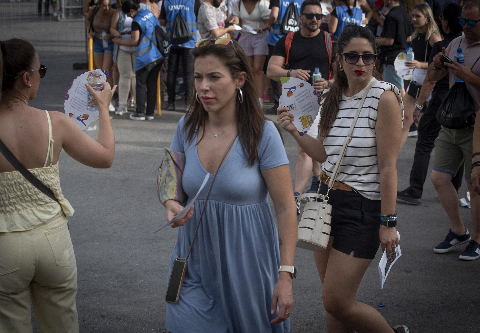Las imágenes del ambiente en la entrada del concierto de Alejandro Sanz Las imágenes del ambiente en la entrada del concierto de Alejandro Sanz
