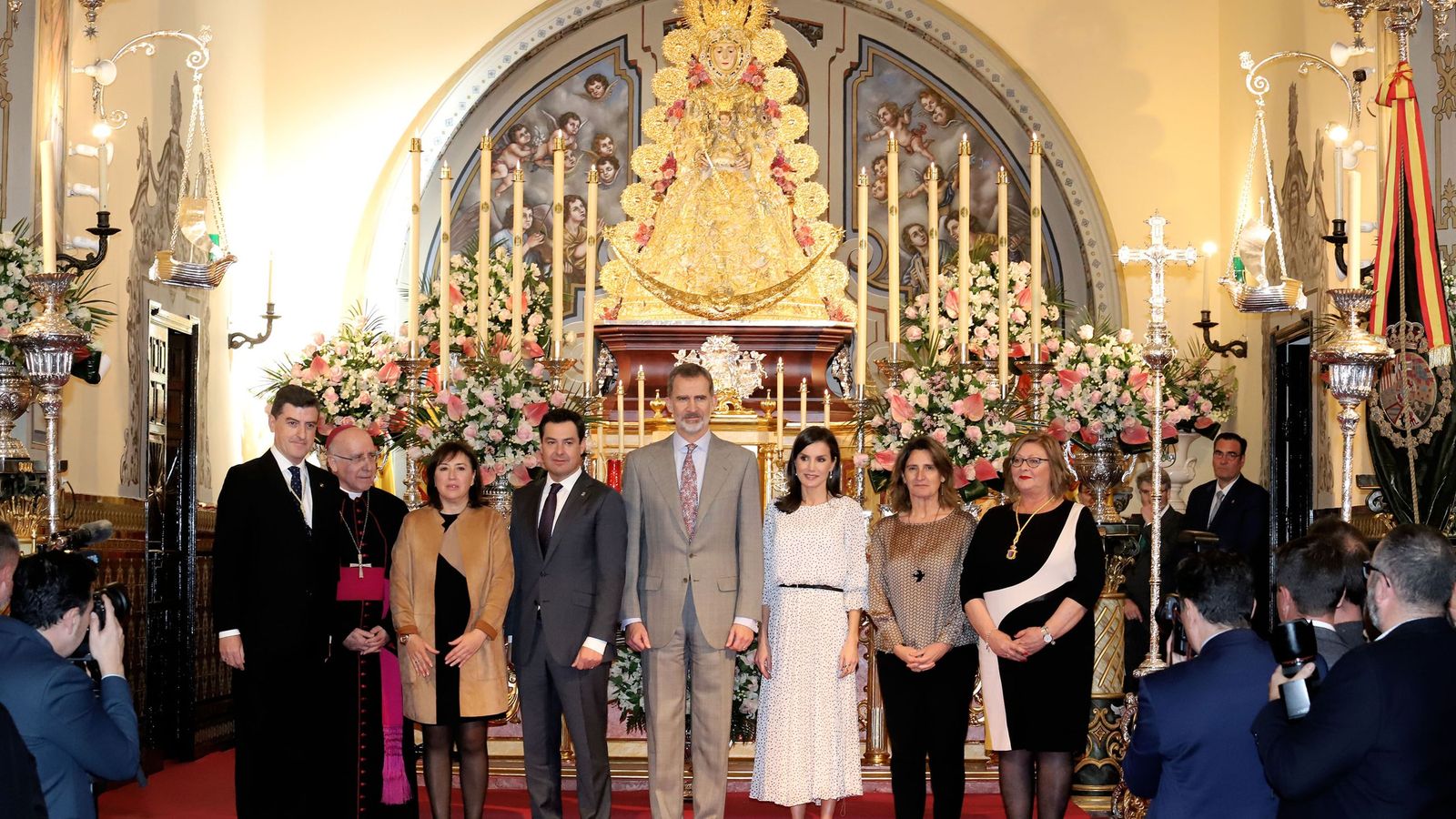 Los Reyes ante la Virgen del Rocío.