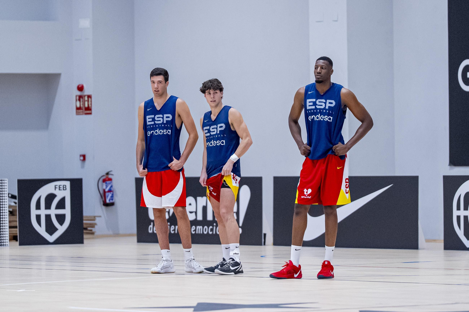 El primer entrenamiento de España con Mario Saint-Supéry y Alberto Díaz