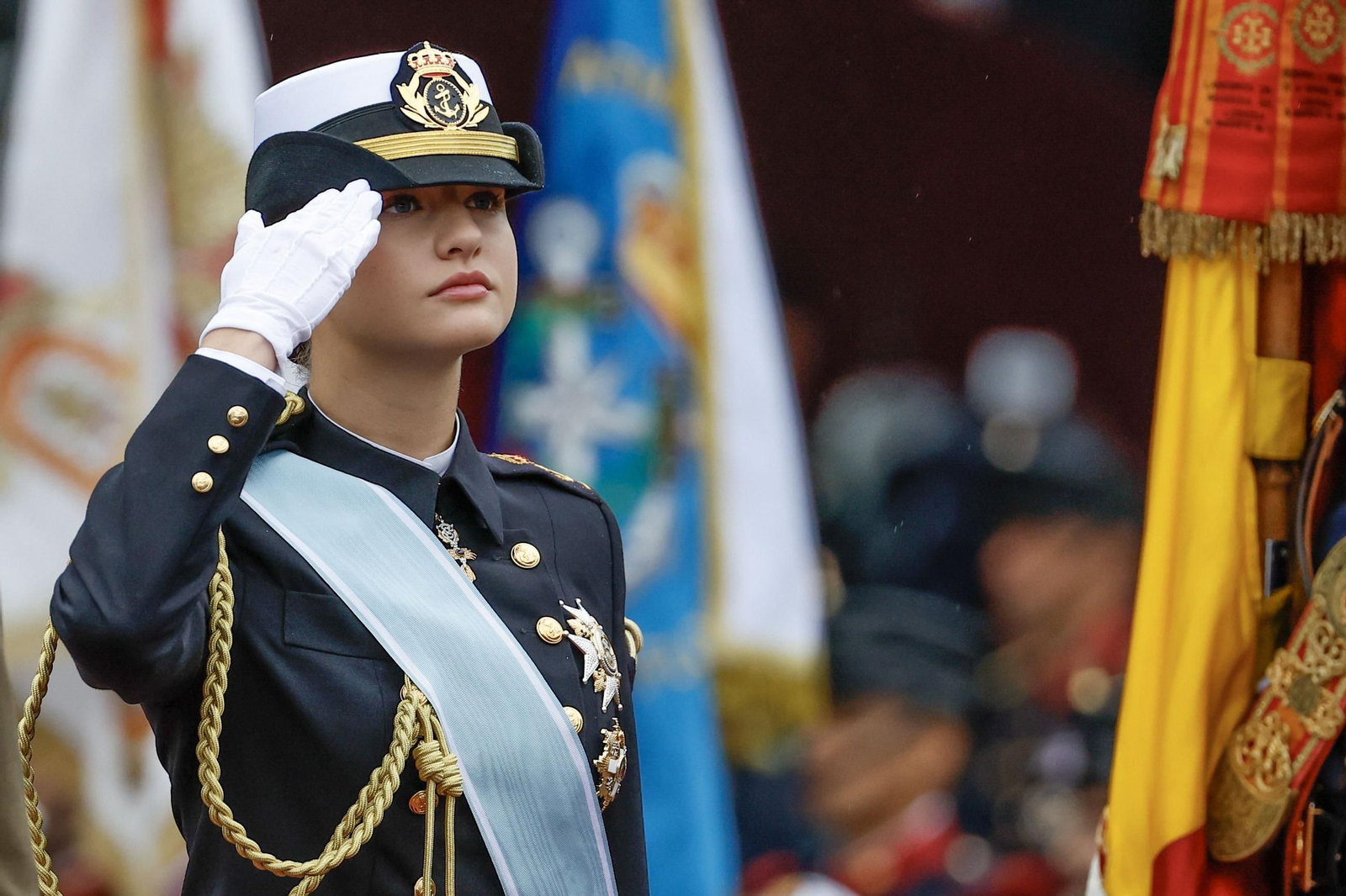 El desfile militar del Día de la Hispanidad, en imágenes