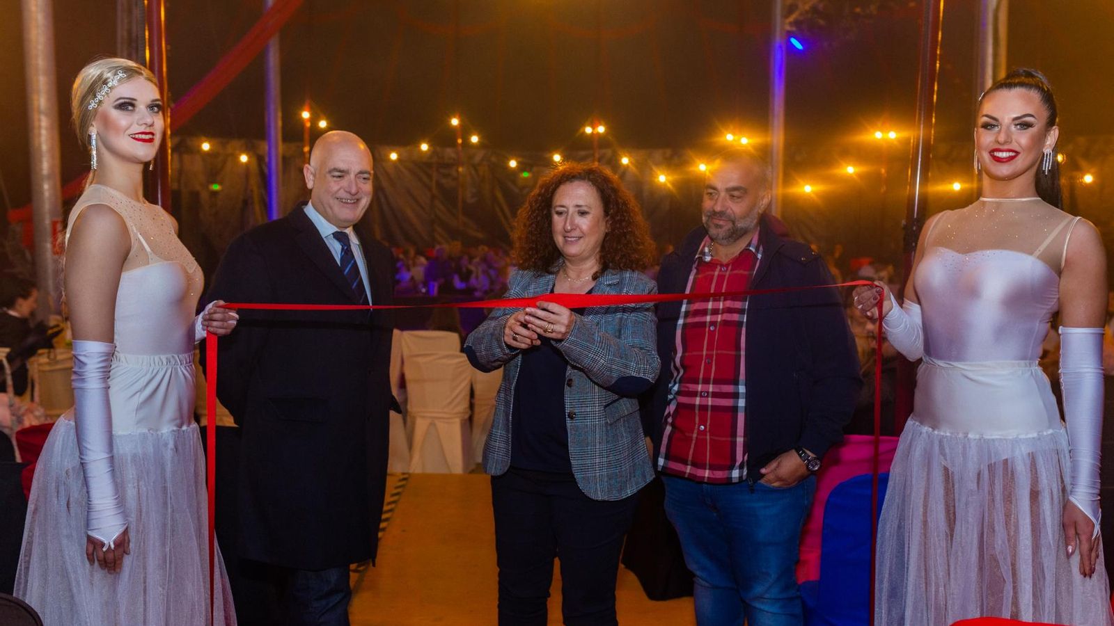 La primera función del Circo de la Navidad.