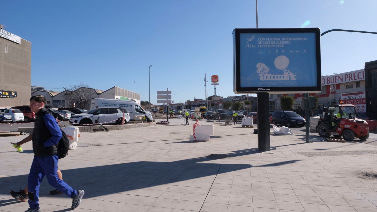 Avance de los trabajos de urbanización de la segunda fase del soterramiento.