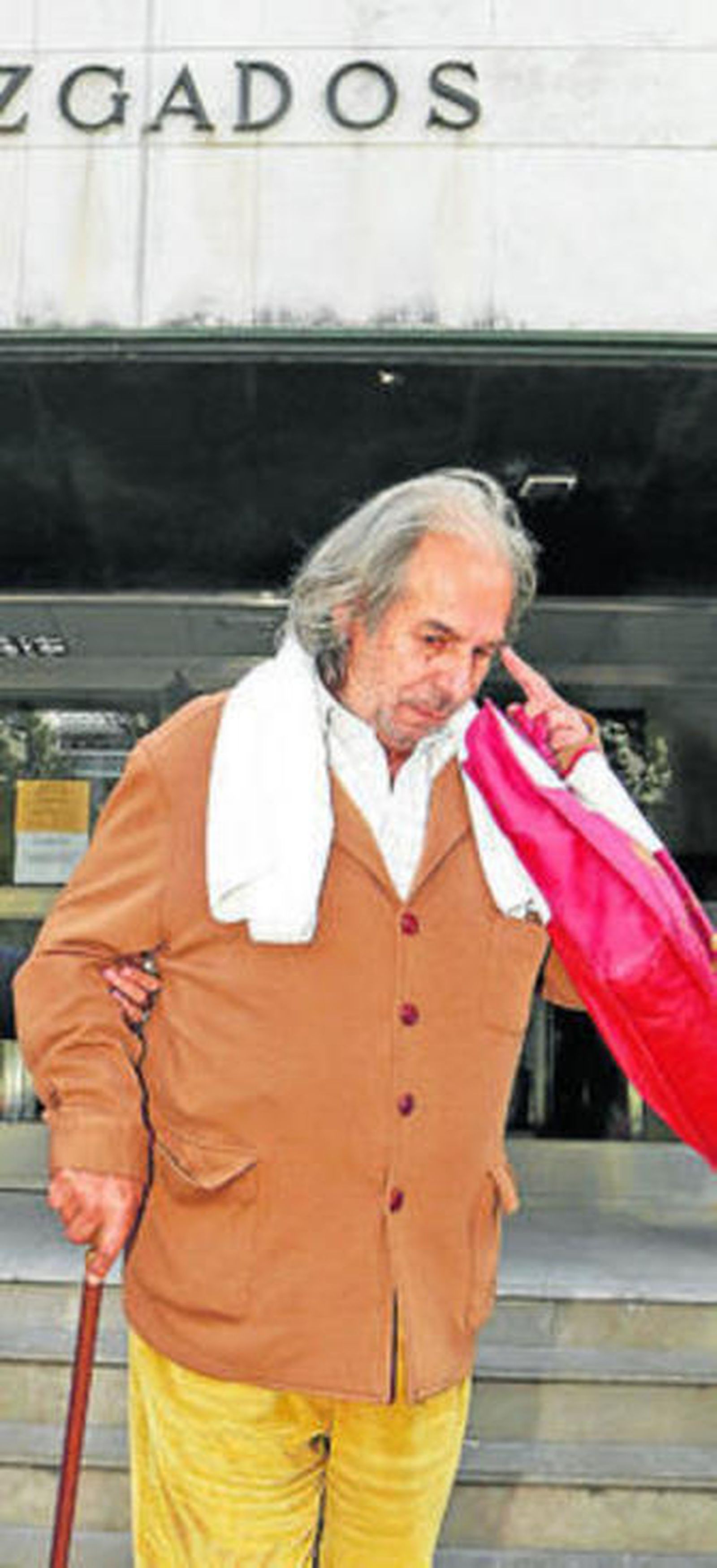 Rafael de Paula, ayer, a su salida de los juzgados de Jerez.