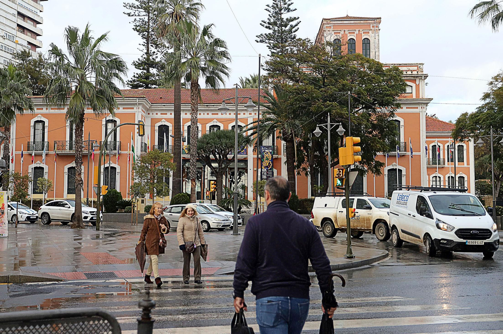 Imágenes del lunes 16 de enero en Huelva