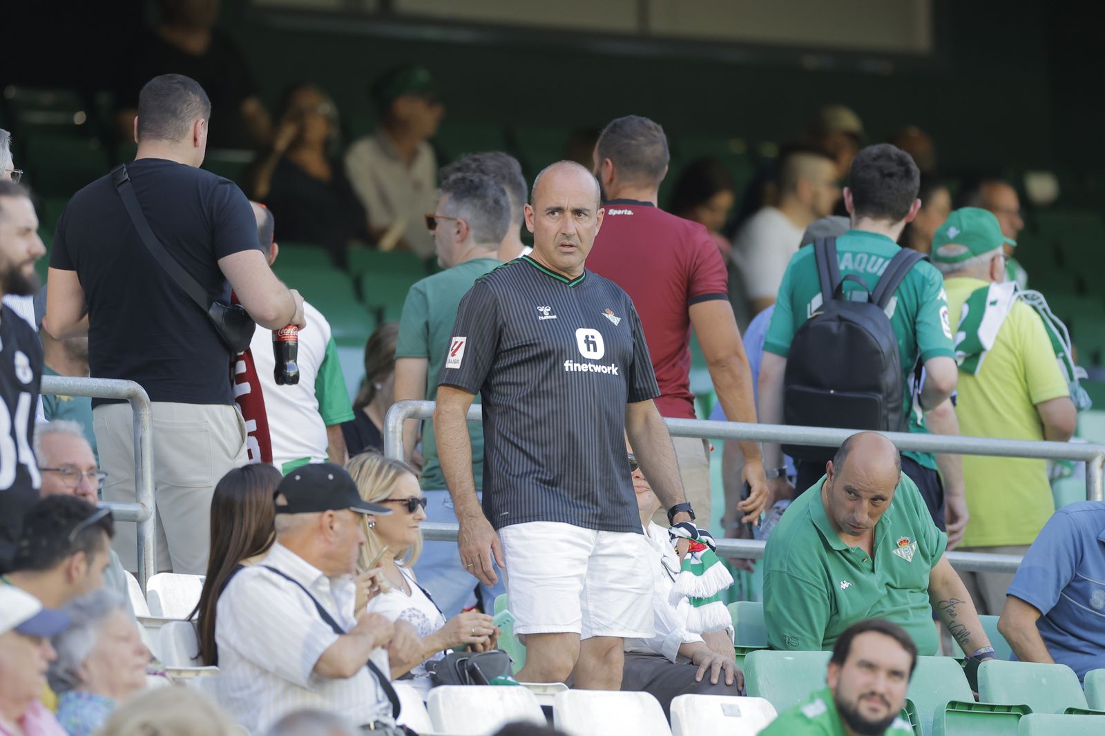 Búscate en la fotos del Betis-Sparta