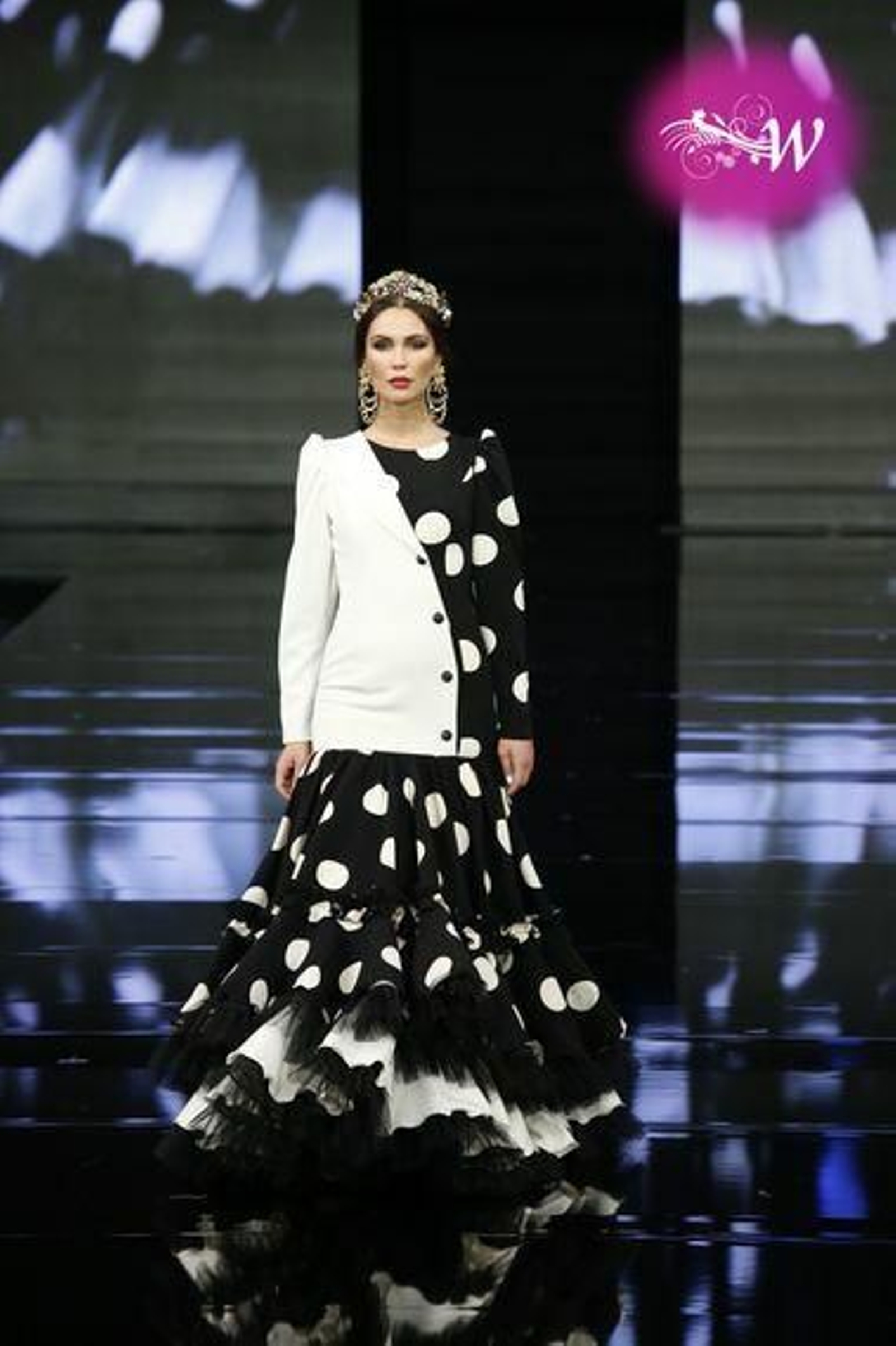 'La fuerza de color' de Loli Vera en SIMOF 2020, todas las fotos del desfile