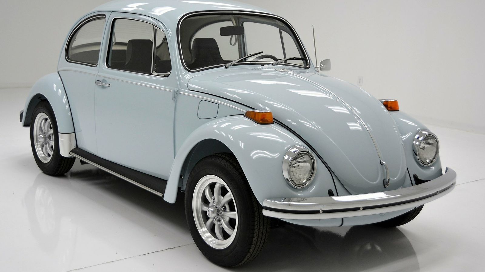 El Volkswagen escarabajo.