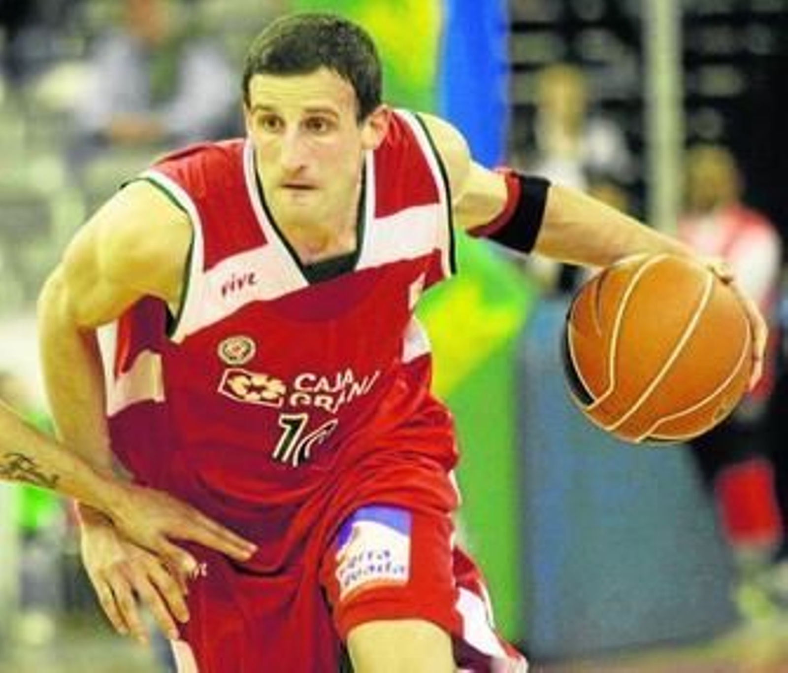 El CB Granada necesita con urgencia un jugador que ejerza labores de base junto a Nico Gianella. El CB Granada necesita con urgencia un jugador que ejerza labores de base junto a Nico Gianella.