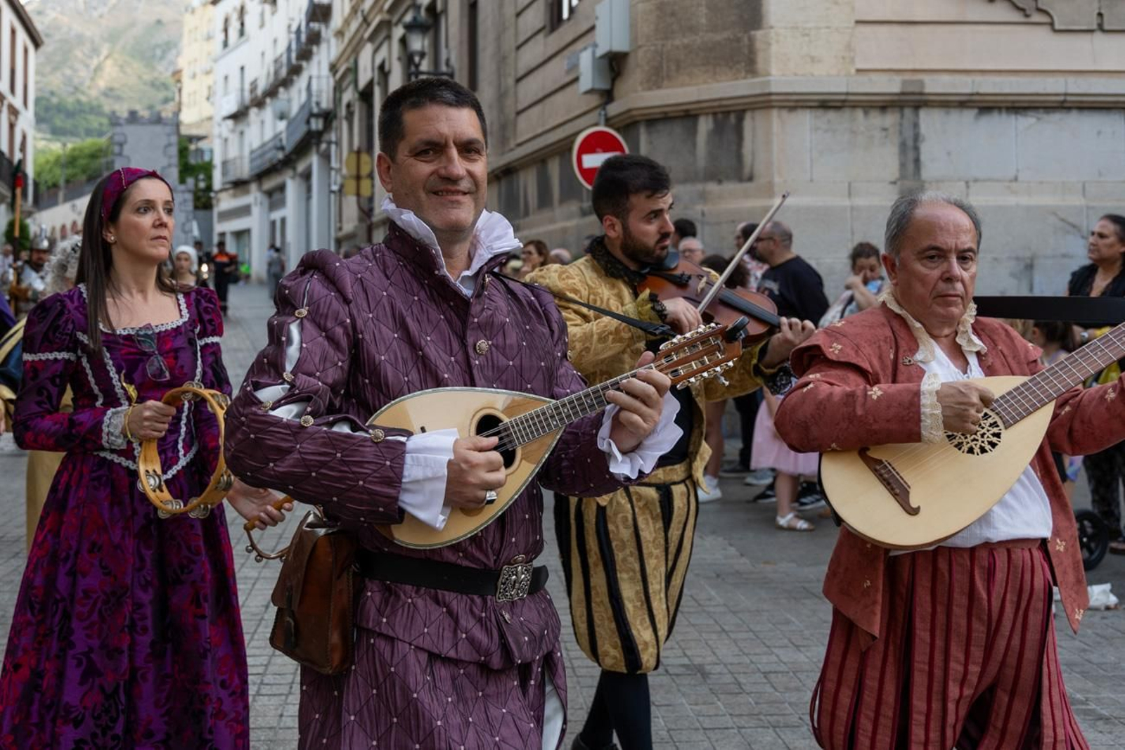 Desfile conmemorativo por el 1.200 aniversario de la capitalidad de Jaén