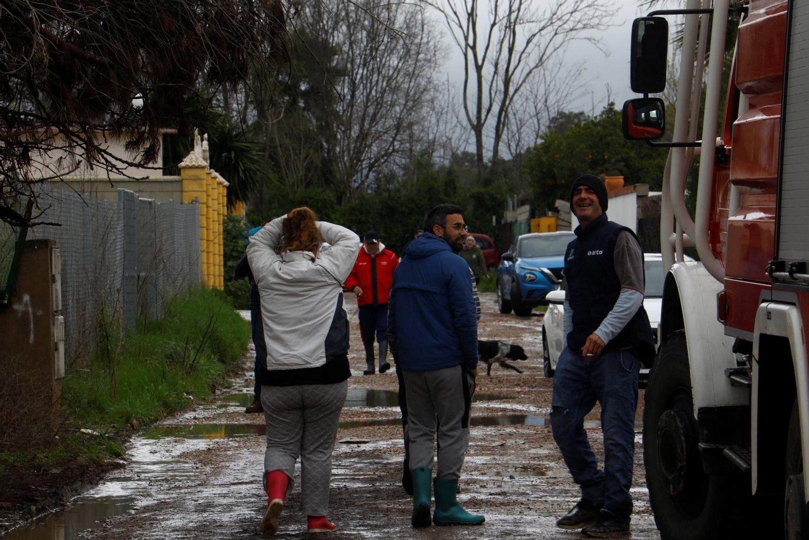 Las imágenes de las parcelaciones inundadas por la crecida del río Guadalquivir