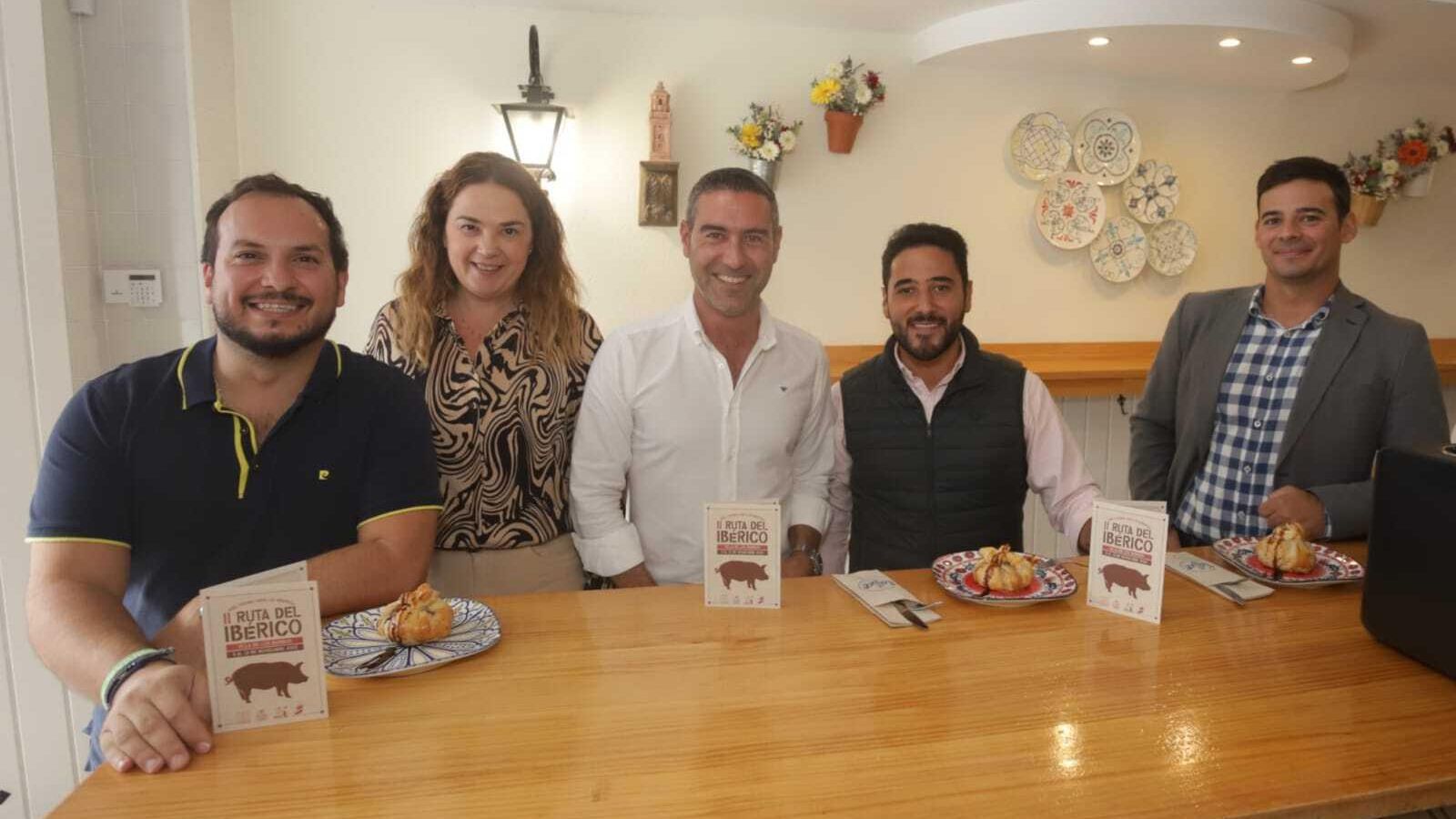 Representantes municipales en la II Ruta del Ibérico.