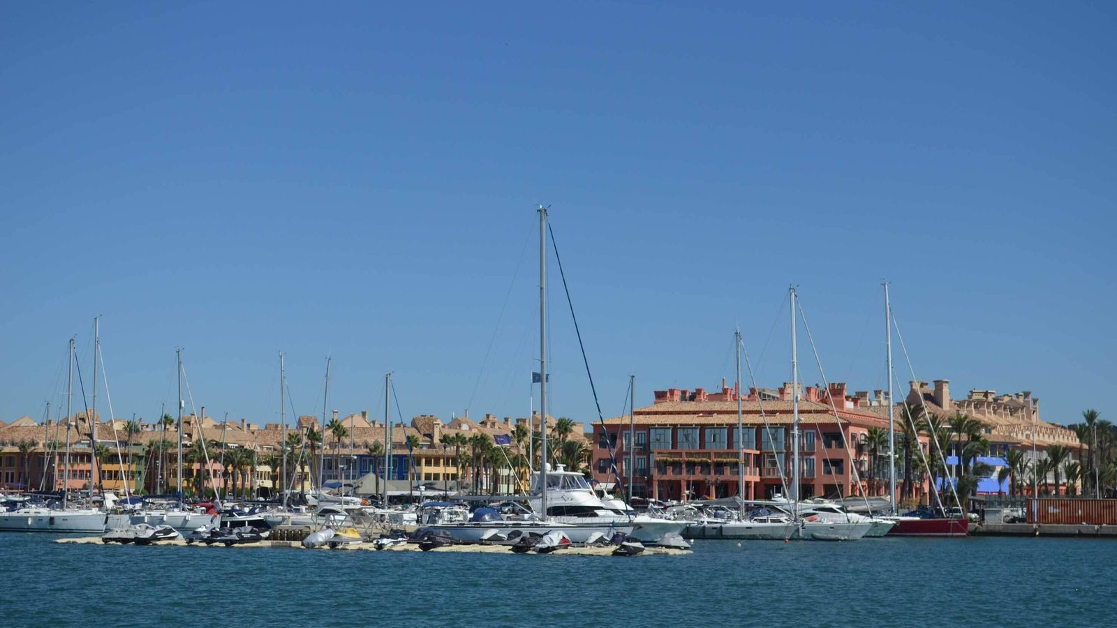 Puerto de Sotogrande.