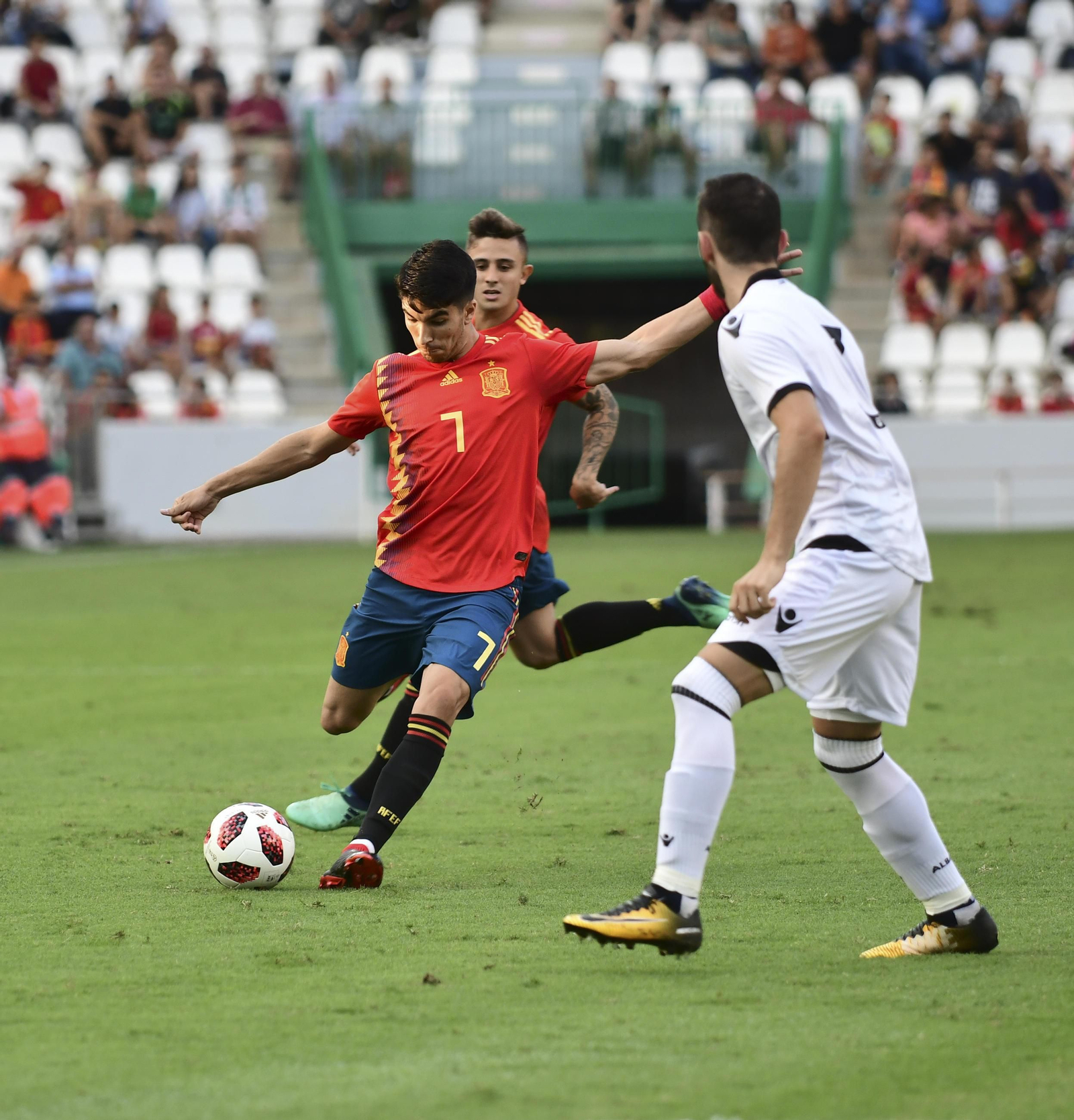 Las imágenes del España-Albania sub-21 en el Nuevo Arcángel