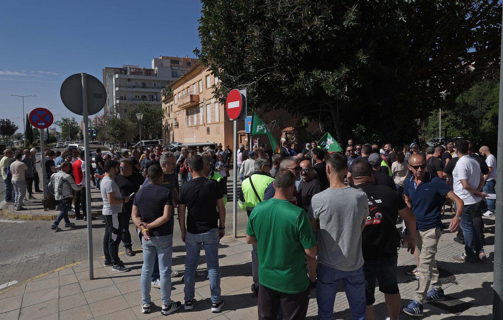 Fotos de la manifestación de apoyo a los siete sindicalistas de ATA y CGT por la huelga de Acerinox