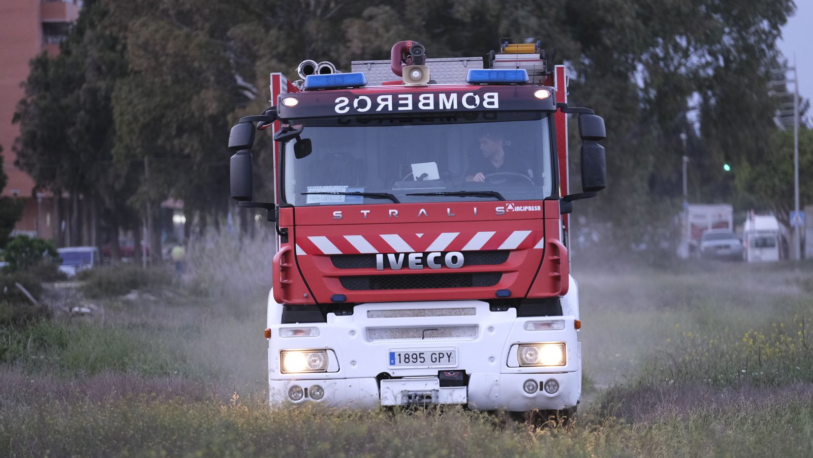 Fotogalería incendio descampado Vega de Acá. Almería