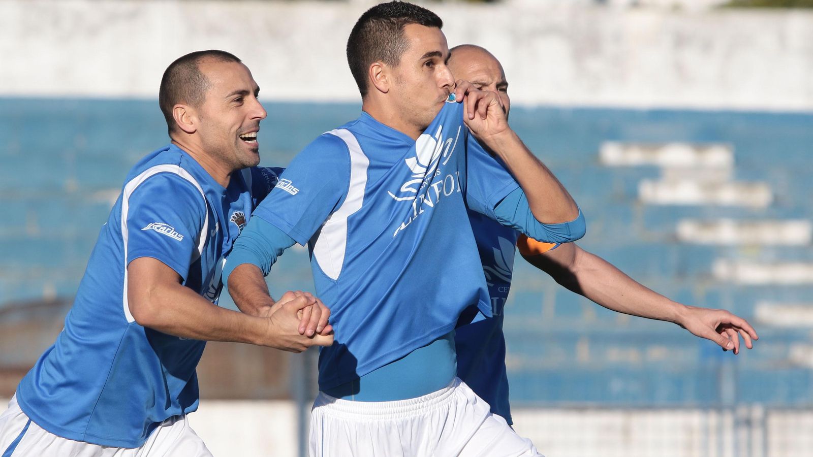 Gol de Isra, el 2-0 a los cordobeses en la campaña 16/17.