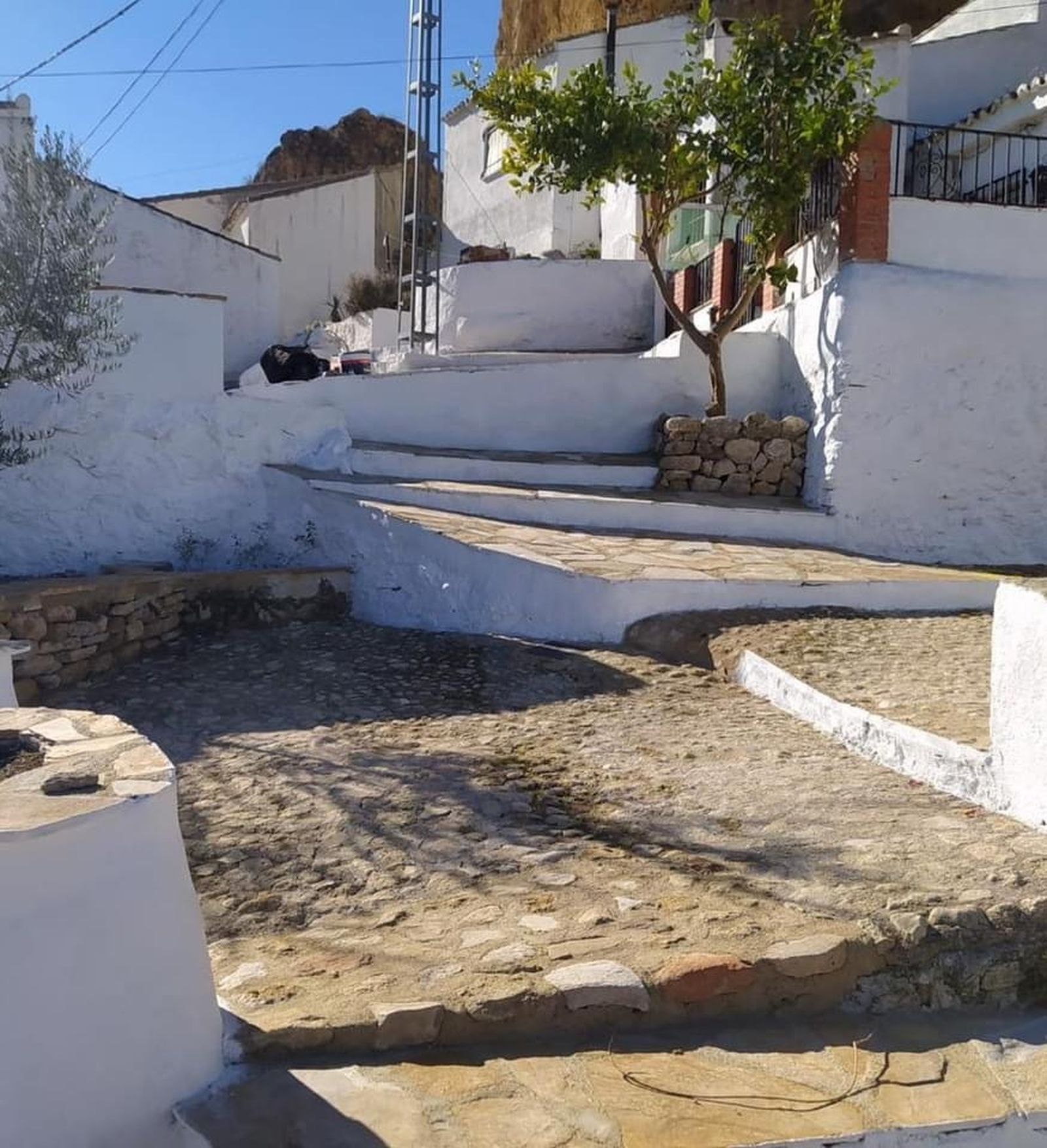 Finalización de las obras del barrio del Arrabal