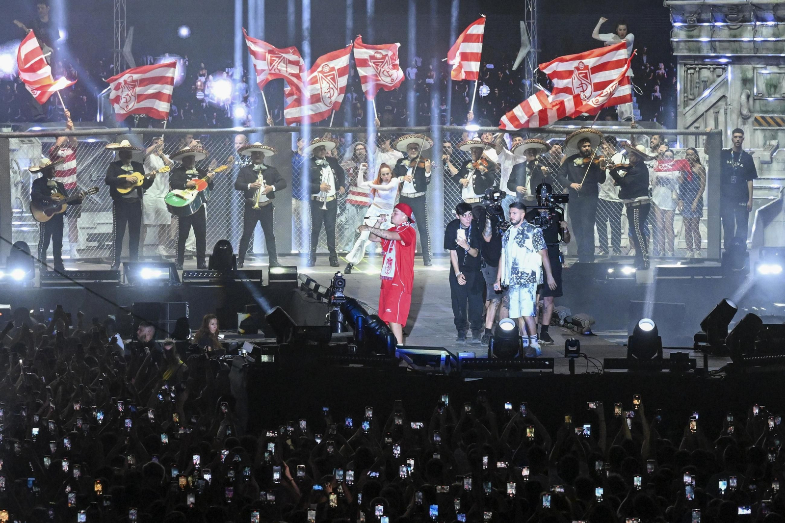 El artista Saiko llena en dos ocasiones el estadio de Los Cármenes en su gira Sakura