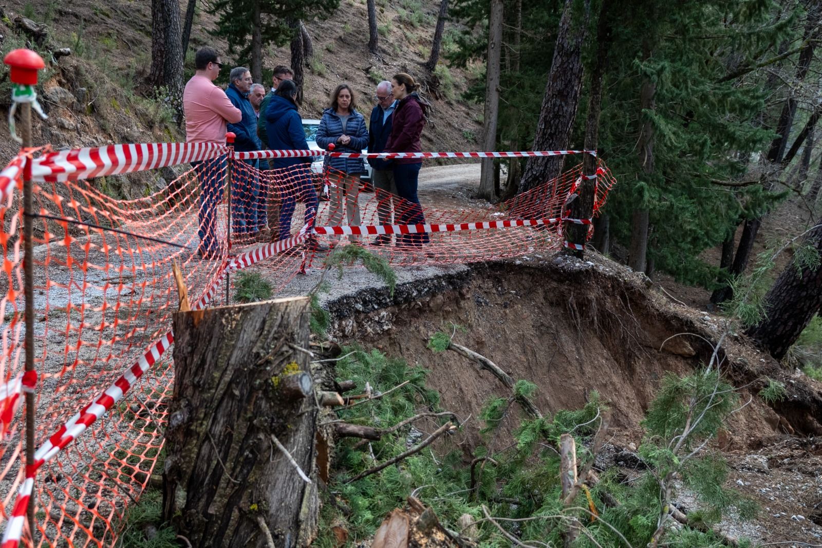 Visita de Catalina García a la Transversal de las Villas para conocer los daños provocados por las borrascas.