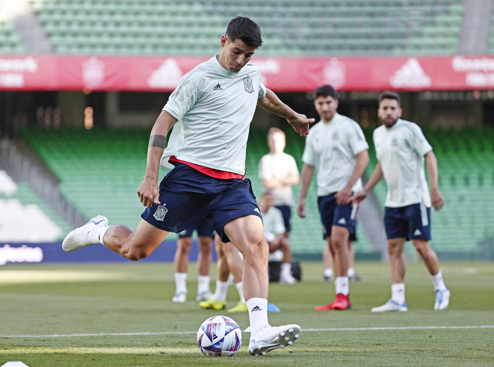 Las imágenes de la selección española en Sevilla