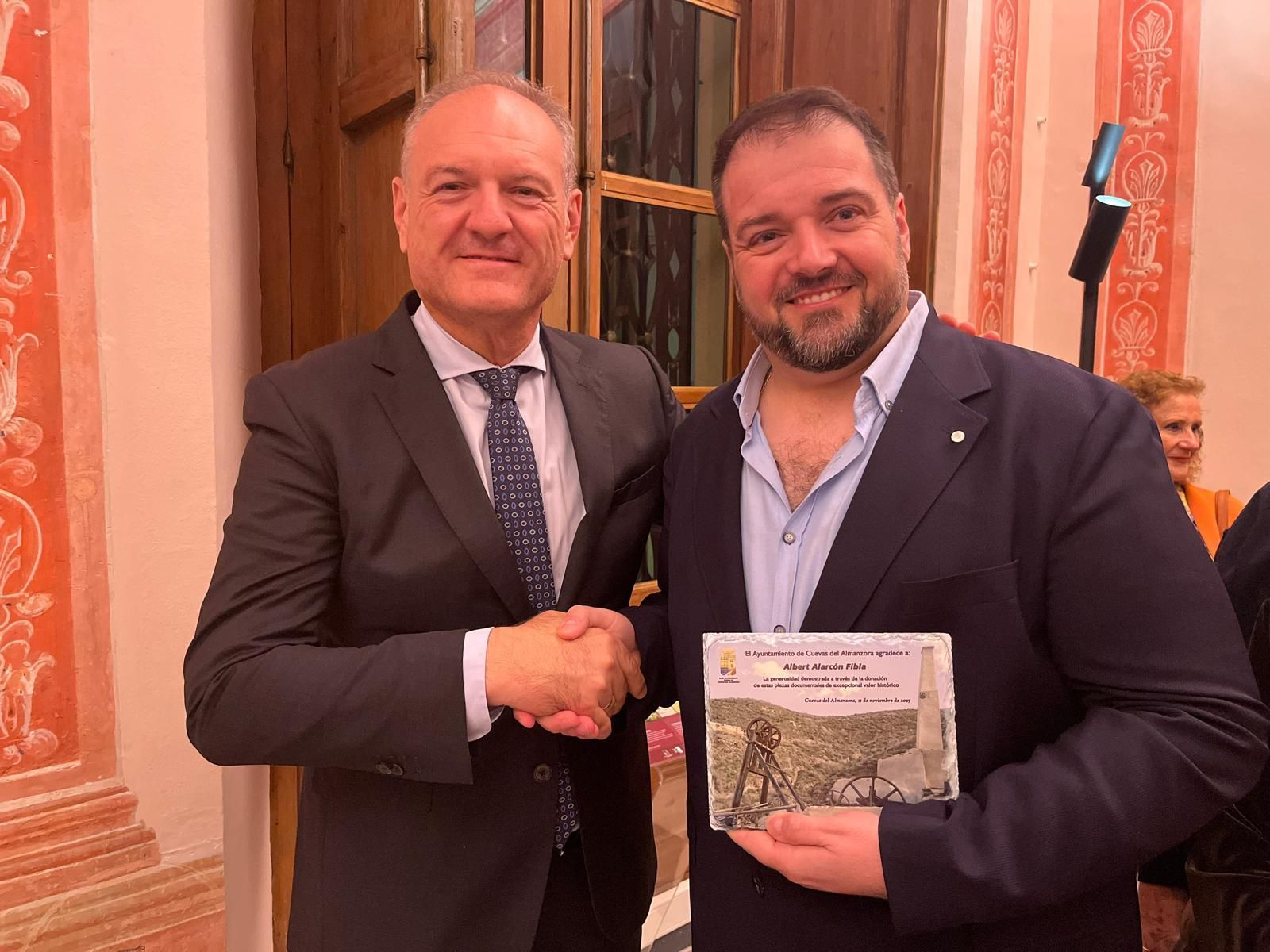 Así es la Sala Rosa del Palacete Torcuato Soler de Cuevas: nuevo espacio para ensalzar la burguesía minera del XIX