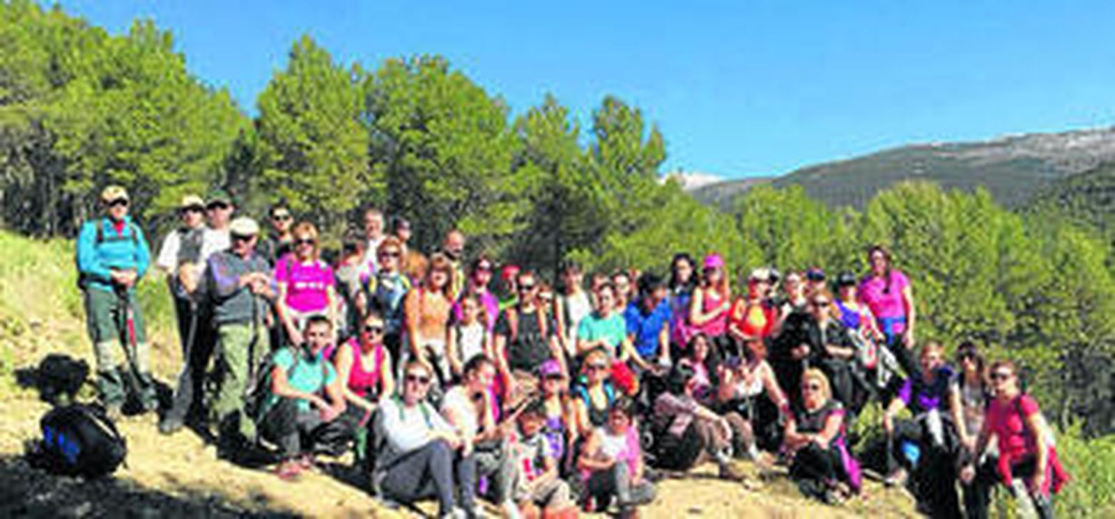El grupo en la ruta senderista de Laujar.