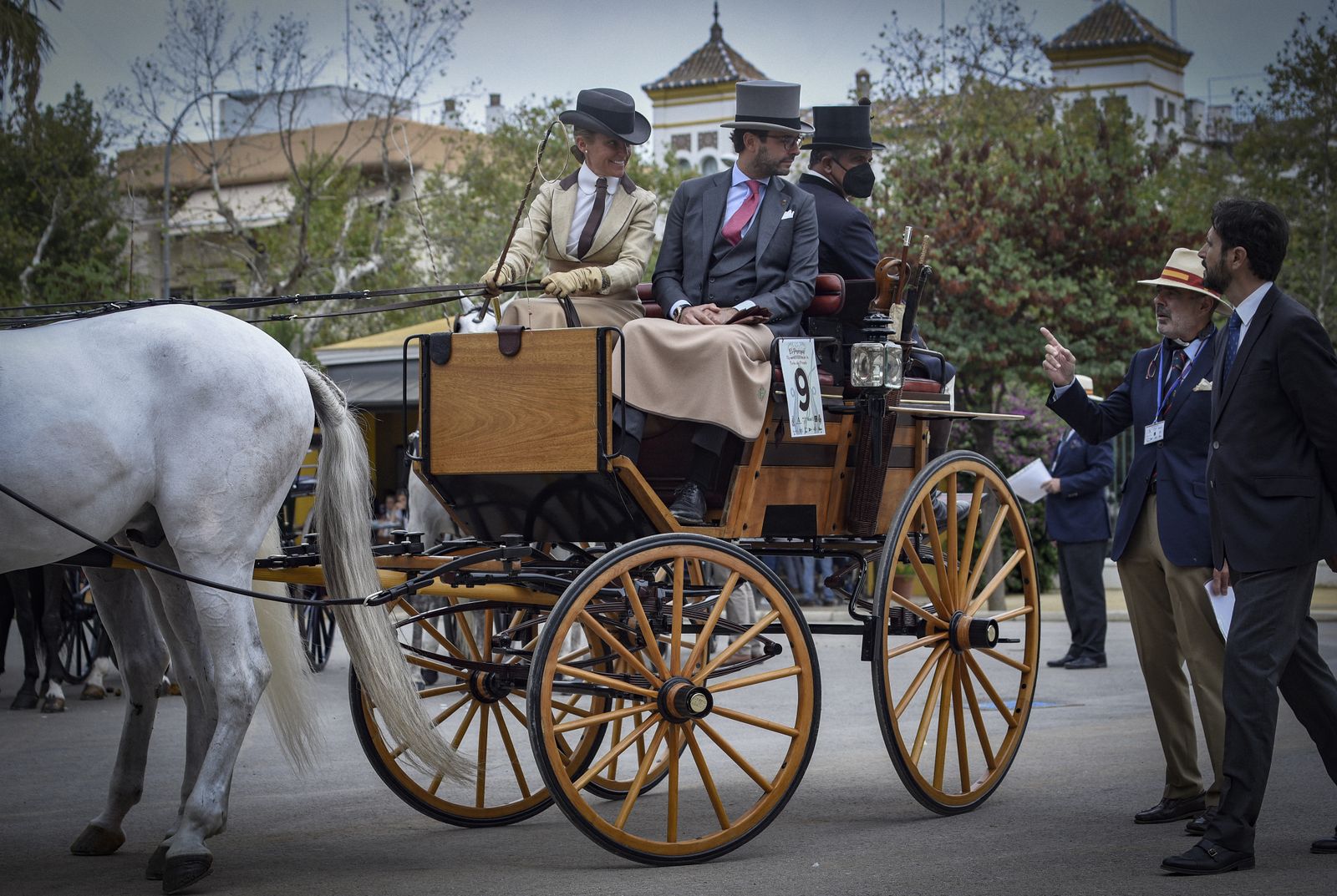 Exhibición de enganches y paseo de carruajes por el parque de María Luisa